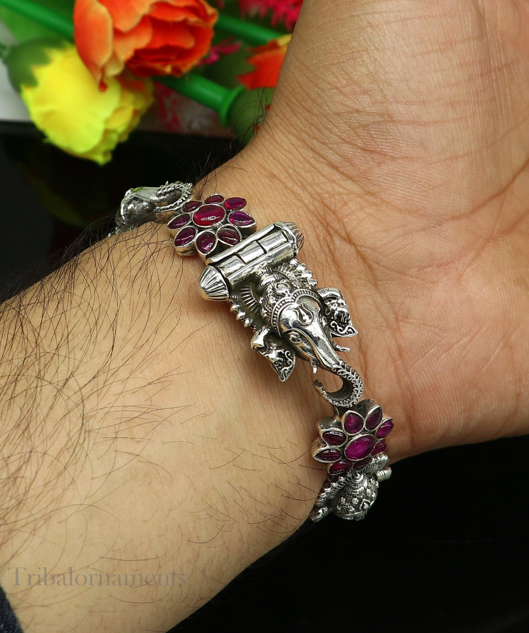 925 sterling silver idol Ganesha design bangle bracelet kada with amazing floral style red stone, best gifting ethnic jewelry ba120 - TRIBAL ORNAMENTS