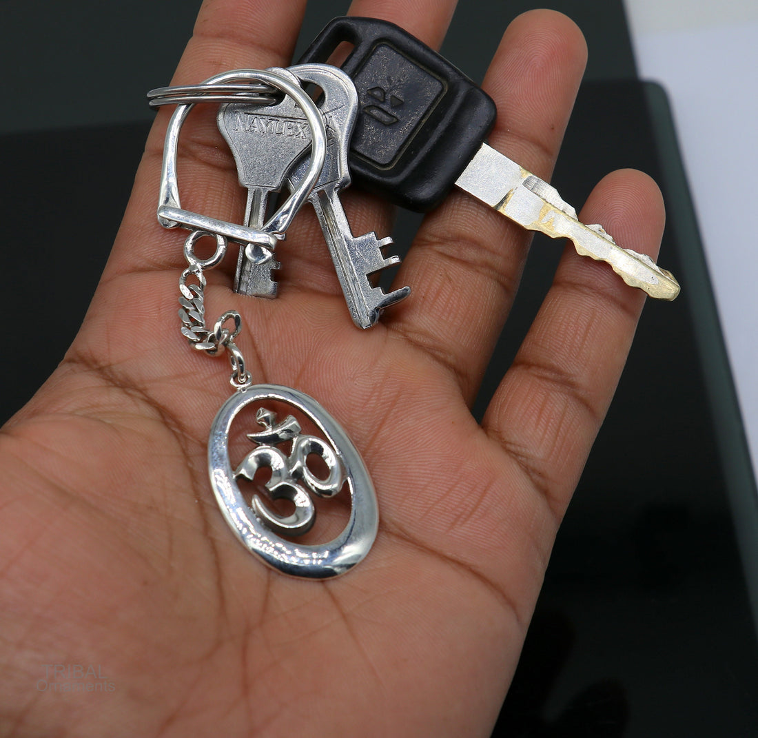 925 Sterling silver handmade unique style OM "aum" mantra solid key chian, stylish royal gifting silver accessories unisex gift kch08 - TRIBAL ORNAMENTS