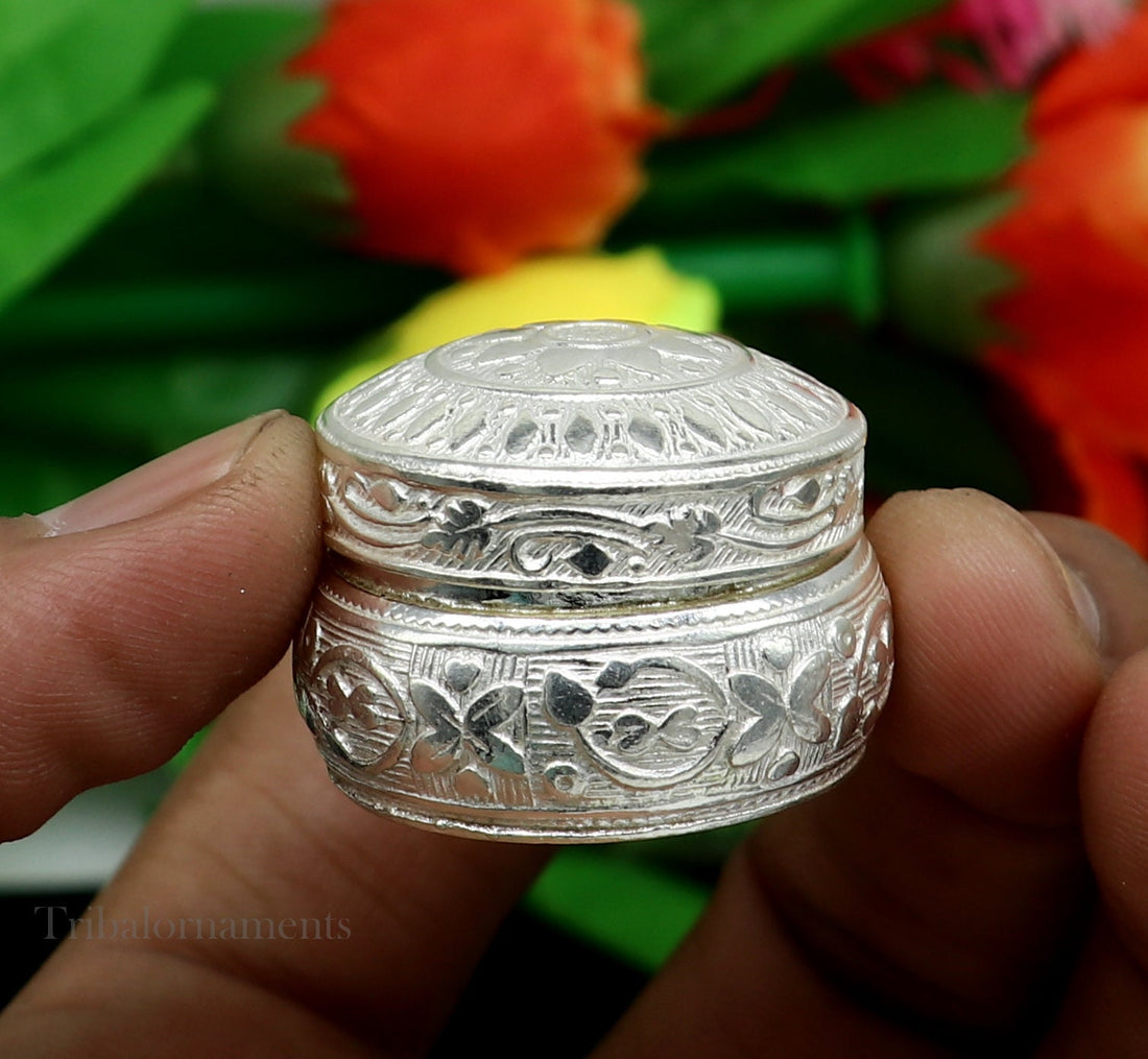 Vintage Style 925 sterling silver unique design handmade brides eyes kajal box, surma box, kumkum sindur box, small trinket box stb266 - TRIBAL ORNAMENTS