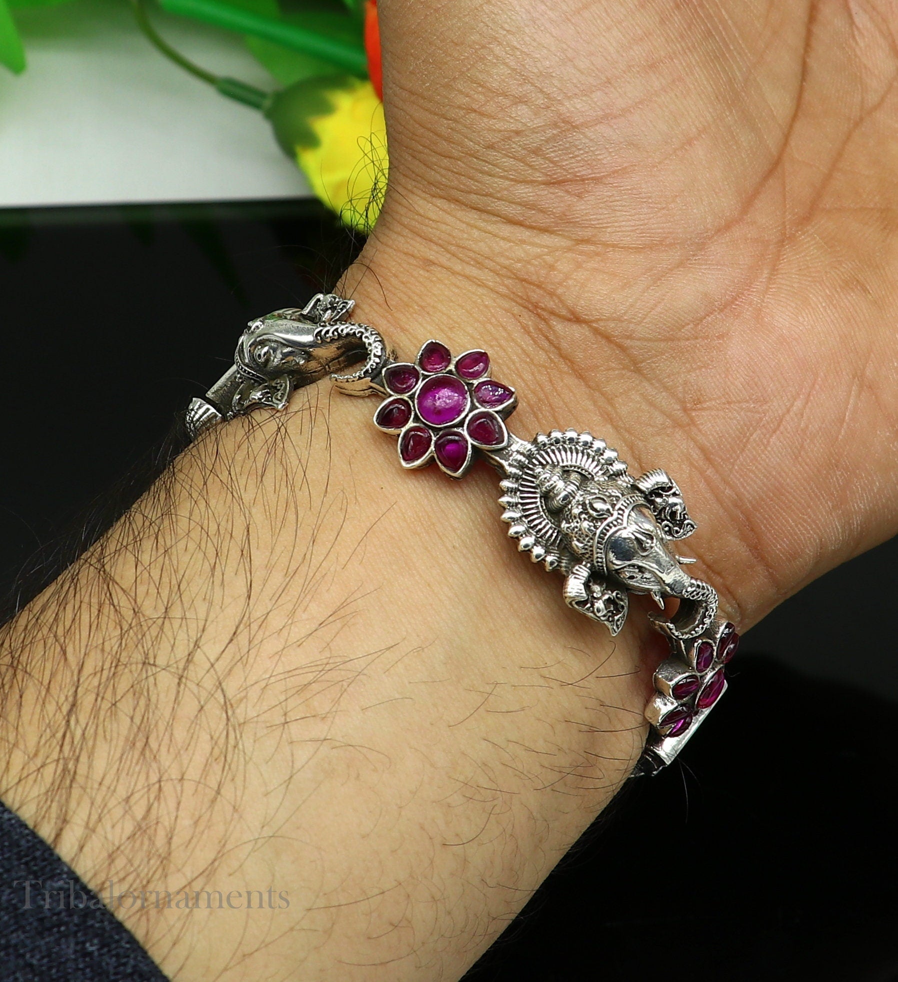 925 sterling silver idol Ganesha design bangle bracelet kada with amazing floral style red stone, best gifting ethnic jewelry ba120 - TRIBAL ORNAMENTS