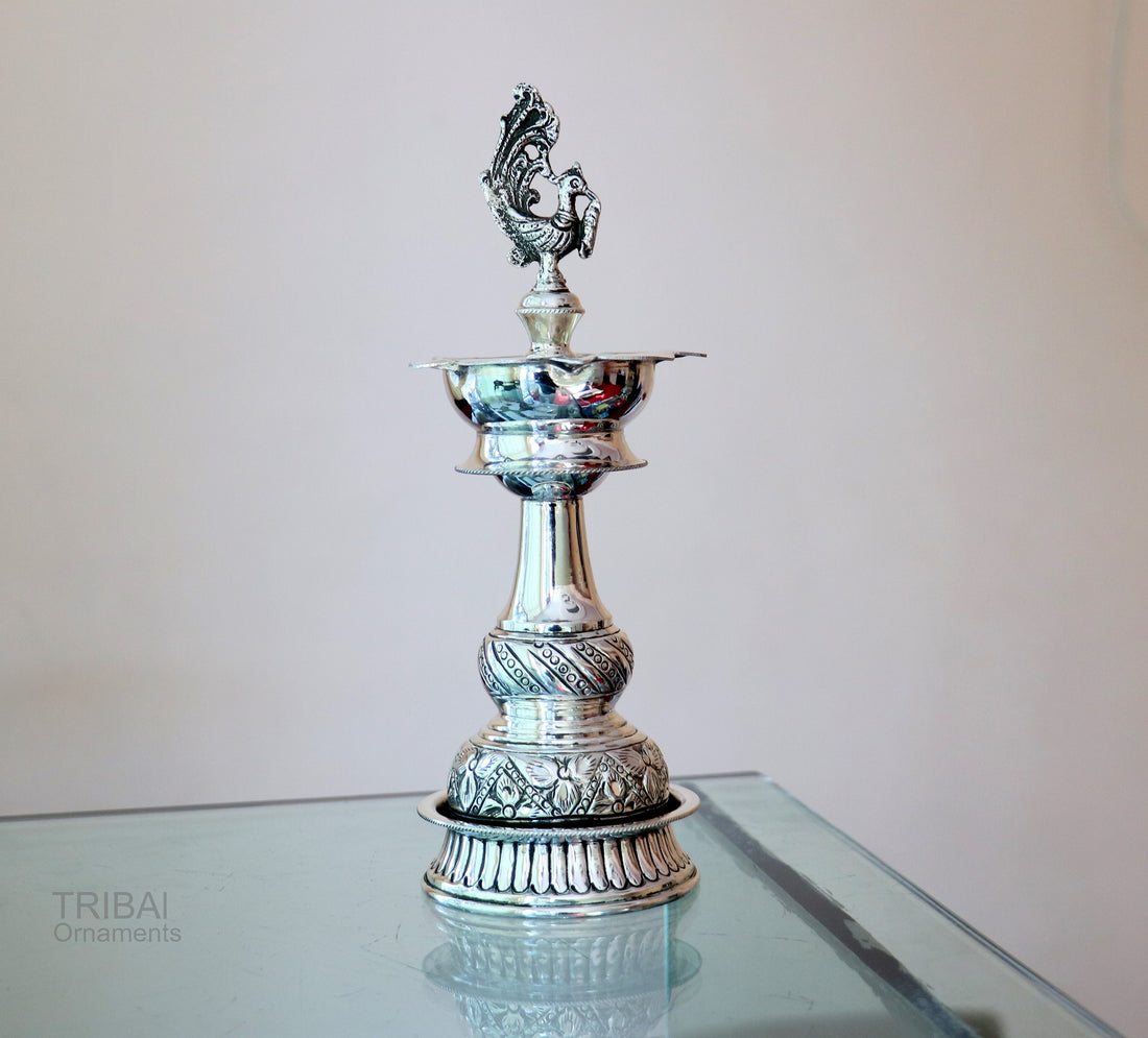 925 sterling silver handcrafted vintage antique design oil lamp, silver Deepak, silver puja article, silver art candle stand figurine su473 - TRIBAL ORNAMENTS