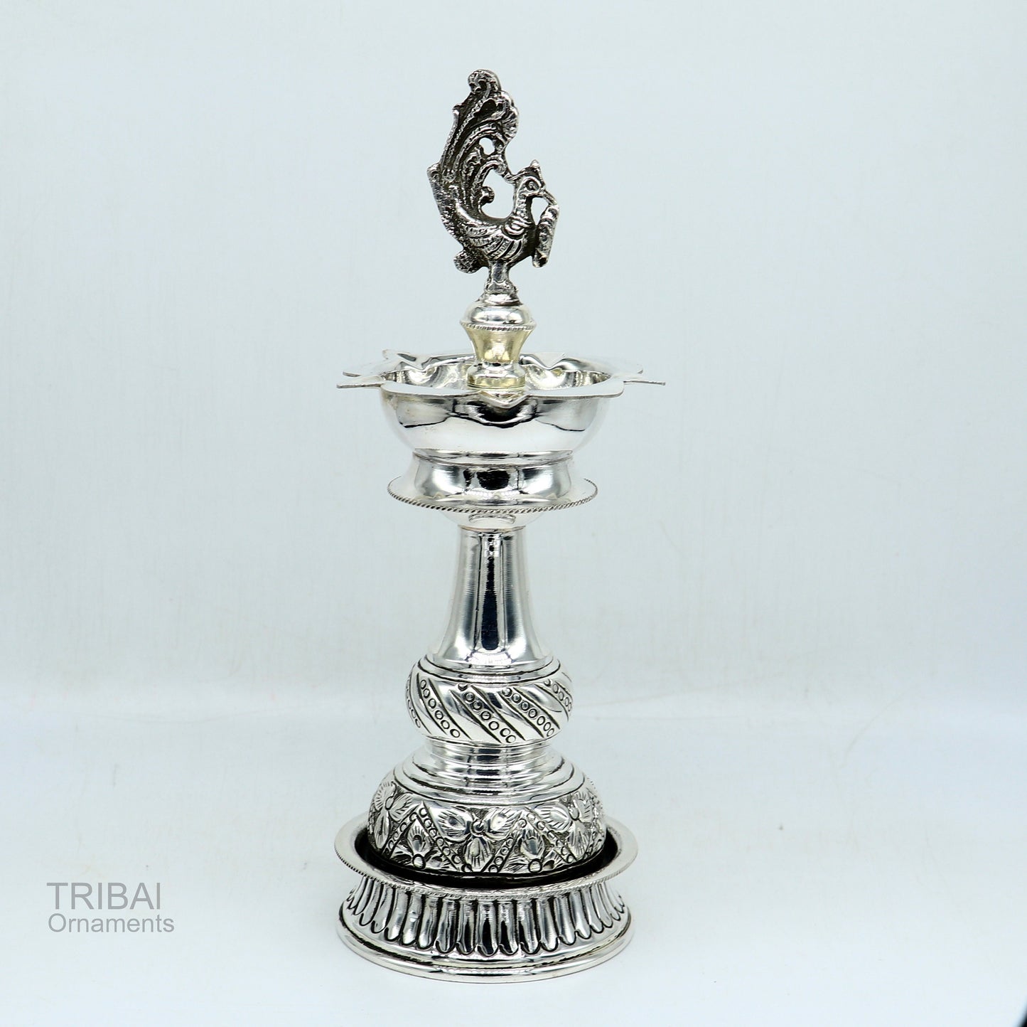 925 sterling silver handcrafted vintage antique design oil lamp, silver Deepak, silver puja article, silver art candle stand figurine su473 - TRIBAL ORNAMENTS