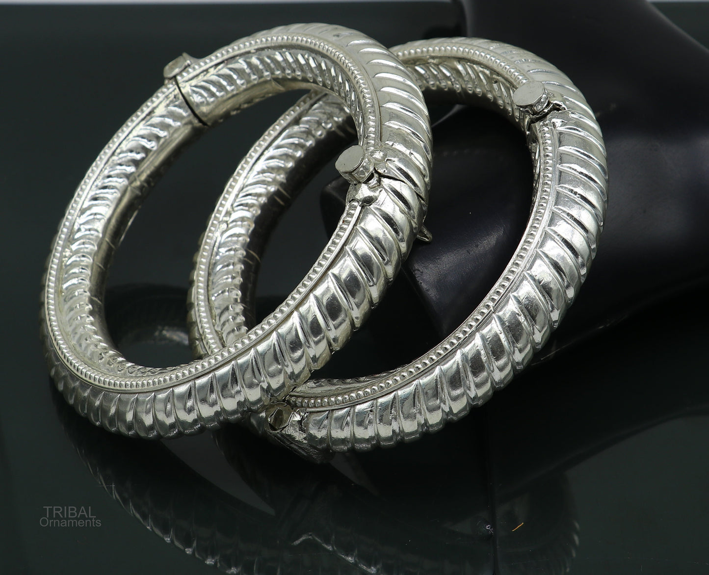 Traditional vintage style handmade craftsmanship silver kada foot bracelet anklet kada tribal jewelry from rajasthan india nsfk39 - TRIBAL ORNAMENTS