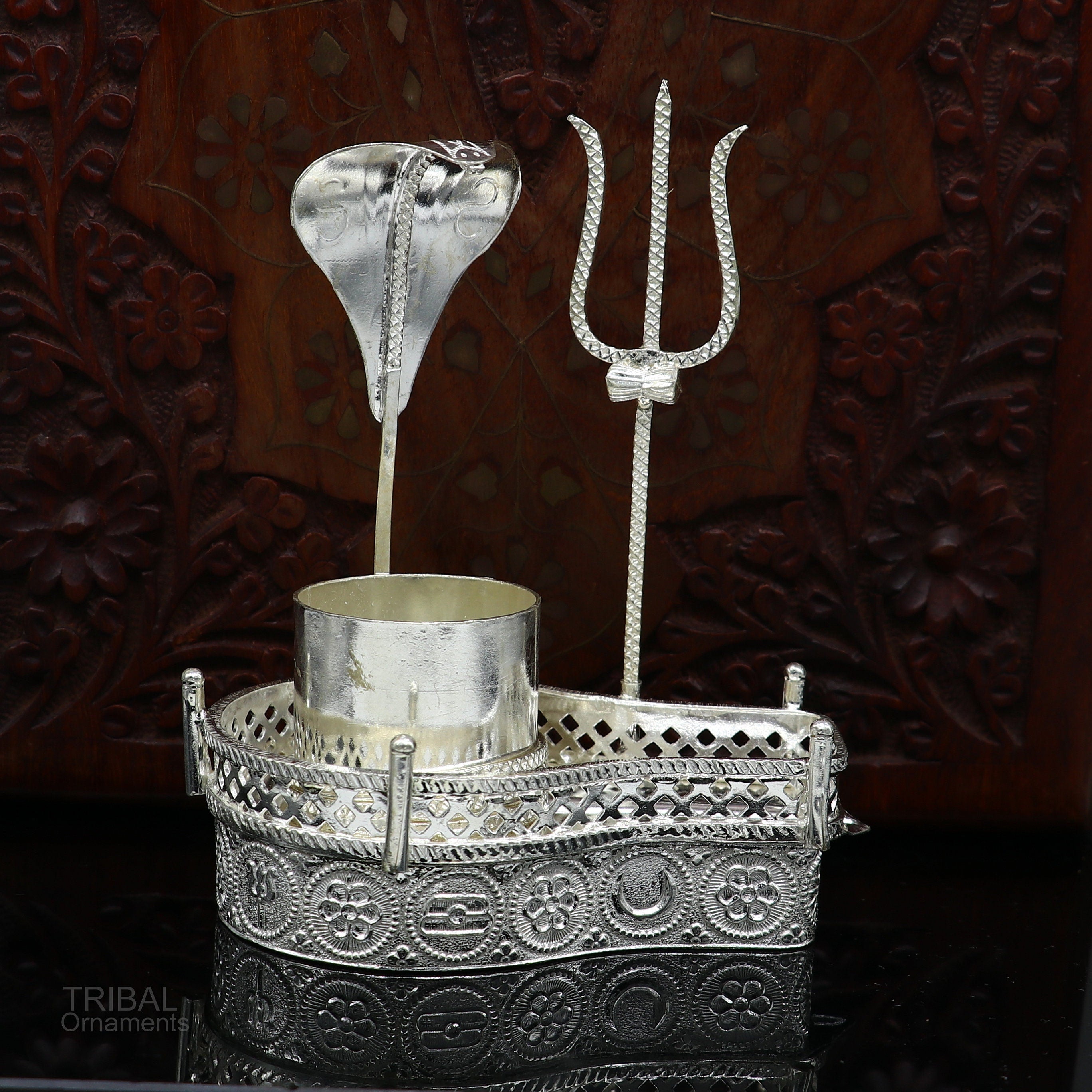 Shiva Linga | Lord Shiva, known as Maha Dev in Benares, is o… | Flickr