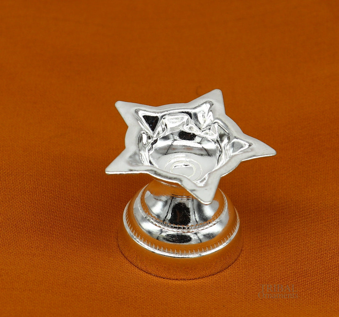 Solid sterling silver handmade elegant oil lamp, silver home temple utensils, silver diya, deepak, silver vessels, silver puja article su615 - TRIBAL ORNAMENTS