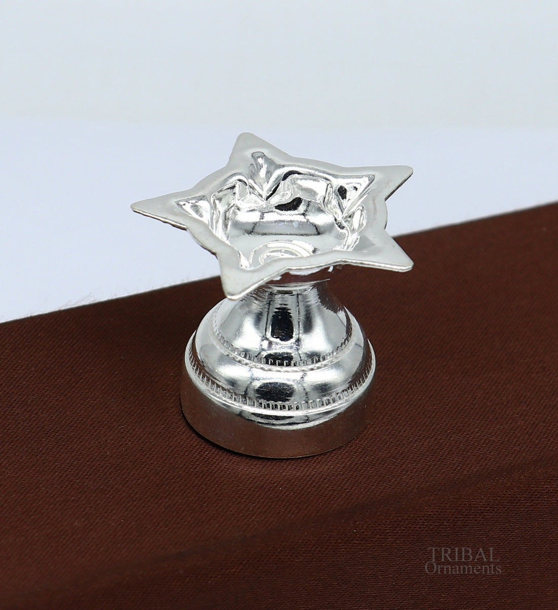 Solid sterling silver handmade elegant oil lamp, silver home temple utensils, silver diya, deepak, silver vessels, silver puja article su615 - TRIBAL ORNAMENTS