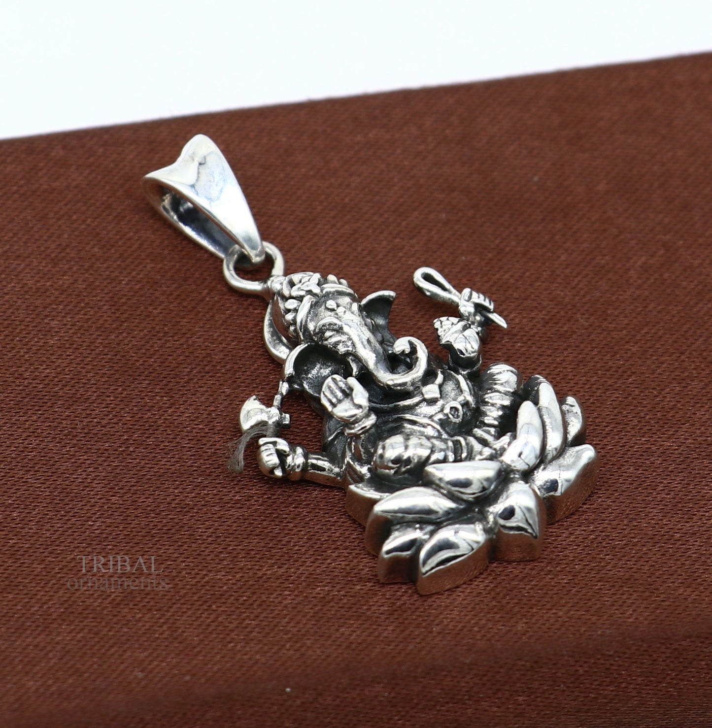 Divine 925 sterling silver handmade blessing Ganesha pendant, stylish unisex pendant locket personalized pendant jewelry ssp1216 - TRIBAL ORNAMENTS