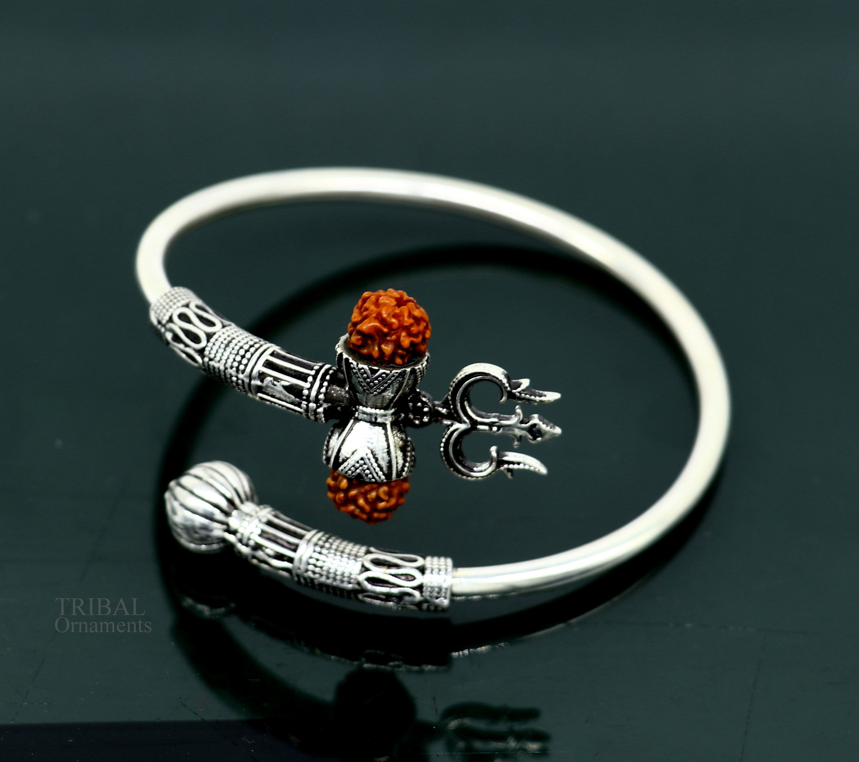 Pauhchi Damru - Silver Bracelet | Gulaal Ethnic Indian Designer Jewels | Buy  Bracelets Online | Pan India and Global Delivery – Gulaal Jewels