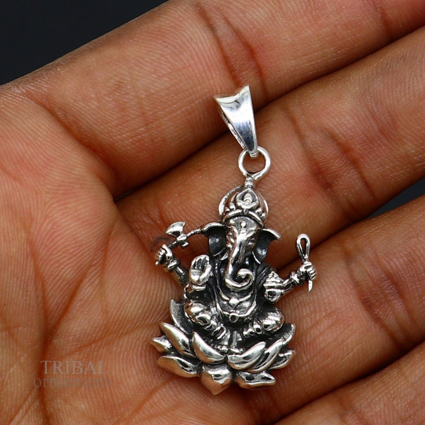 Divine 925 sterling silver handmade blessing Ganesha pendant, stylish unisex pendant locket personalized pendant jewelry ssp1216 - TRIBAL ORNAMENTS