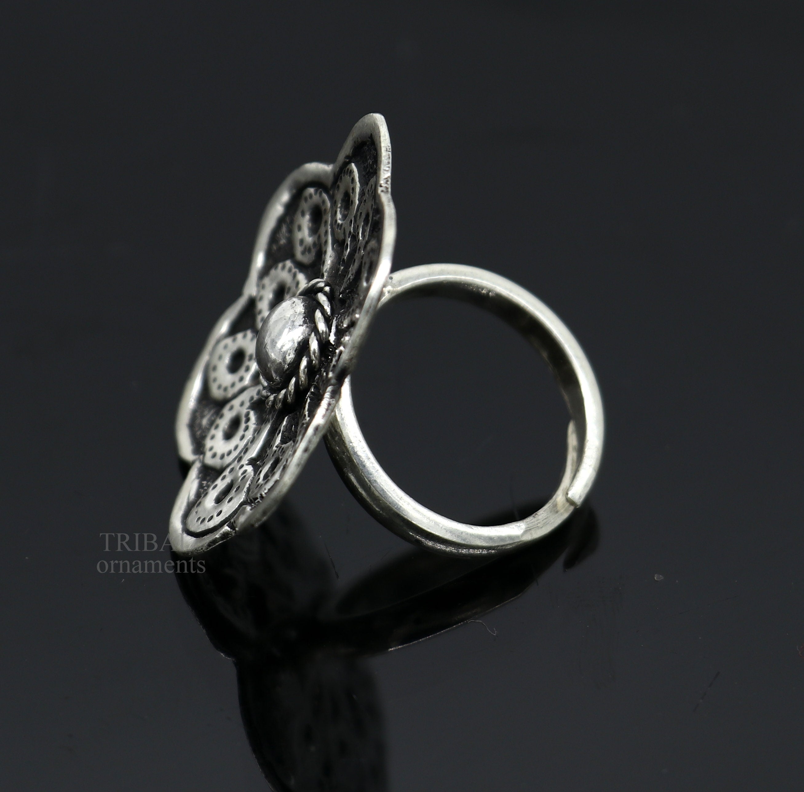 The Cassatt | Women's Titanium Ring with Lavender Flowers – Rustic and Main
