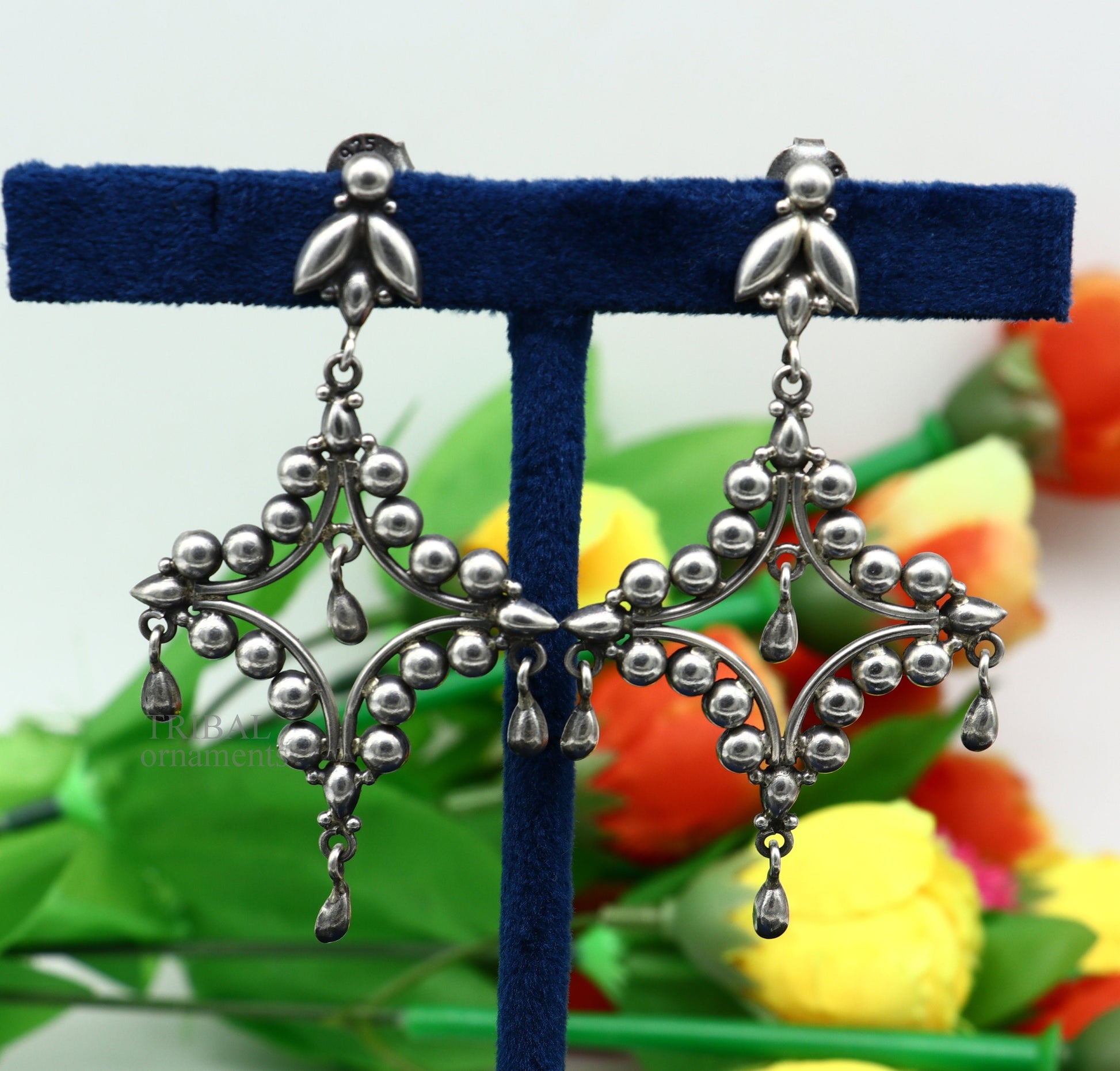 Vintage antique design handmade 92.5 sterling silver gorgeous vintage stylish stud earring fabulous light weight silver earrings ear1090 - TRIBAL ORNAMENTS