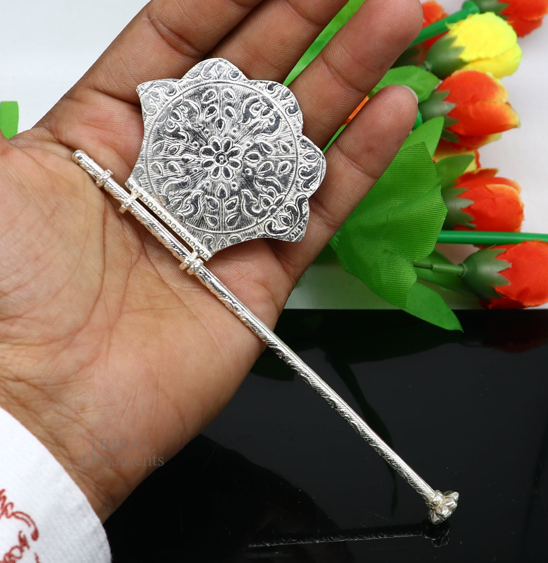 925 sterling silver pankhi, small fan or pankhi for god puja, best gifting to laddu gopala krishna, silver hand fan puja article su687 - TRIBAL ORNAMENTS