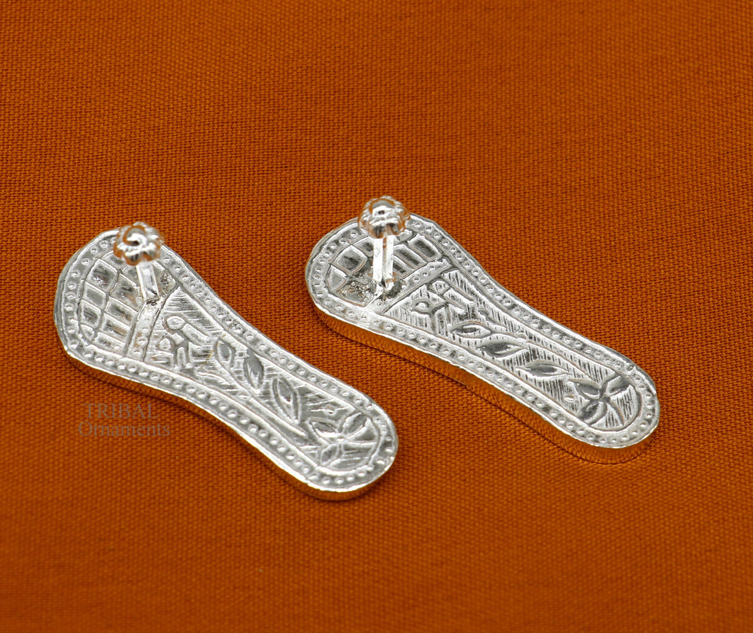 1.2" sterling silver handmade Charan paduka or slippers for idol Krishna, laddu gopala, little krishna or Vshnu Narayana puja art su694 - TRIBAL ORNAMENTS