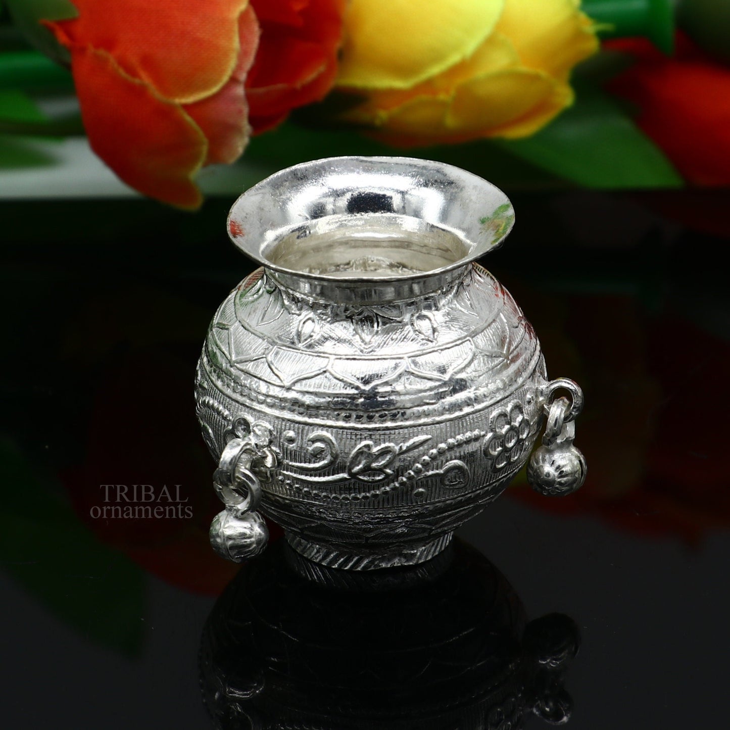 Exclusive 925 sterling silver handmade plain small Kalash or pot, unique special silver puja article, water or milk kalash pot india su705 - TRIBAL ORNAMENTS