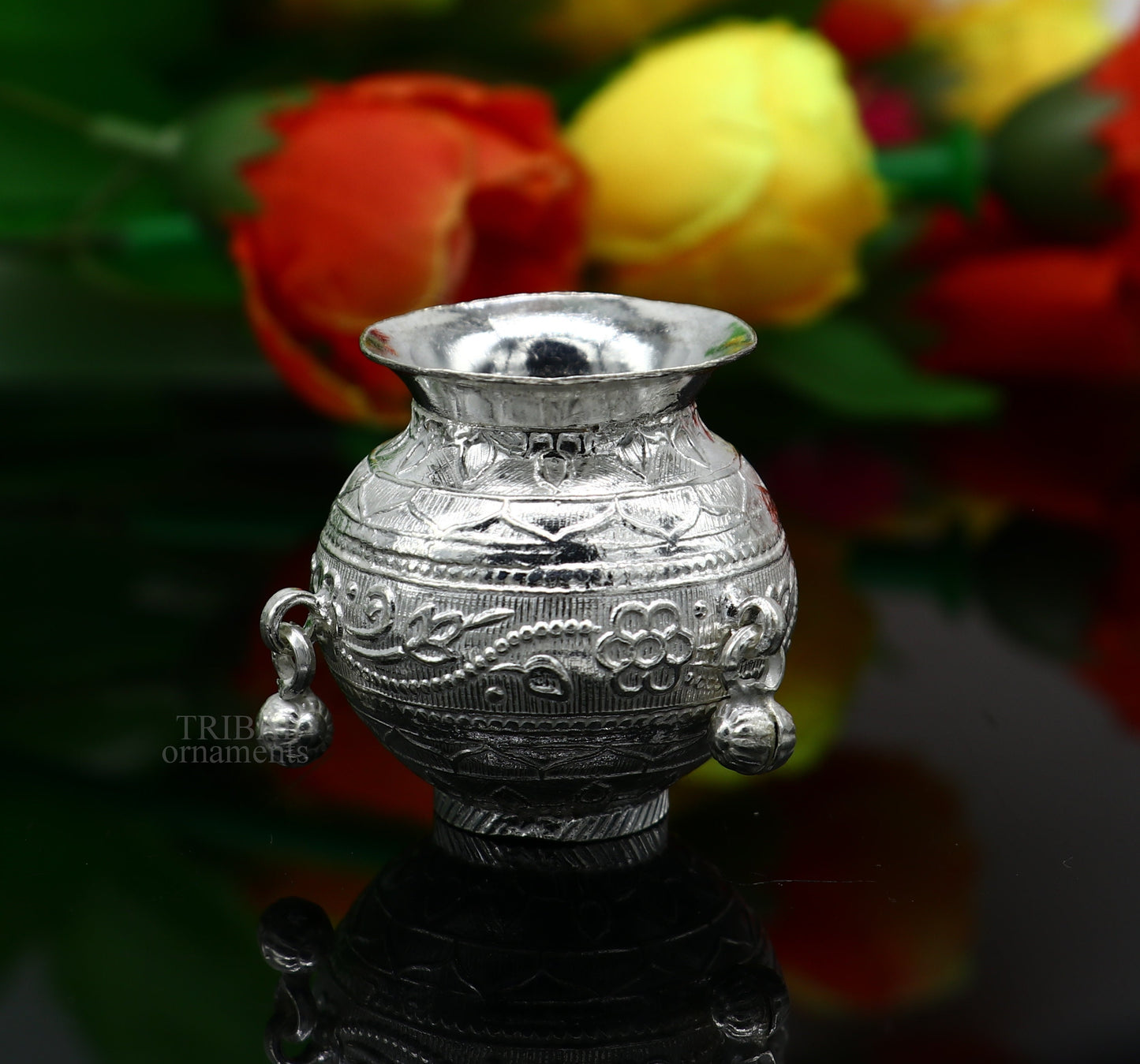 Exclusive 925 sterling silver handmade plain small Kalash or pot, unique special silver puja article, water or milk kalash pot india su705 - TRIBAL ORNAMENTS