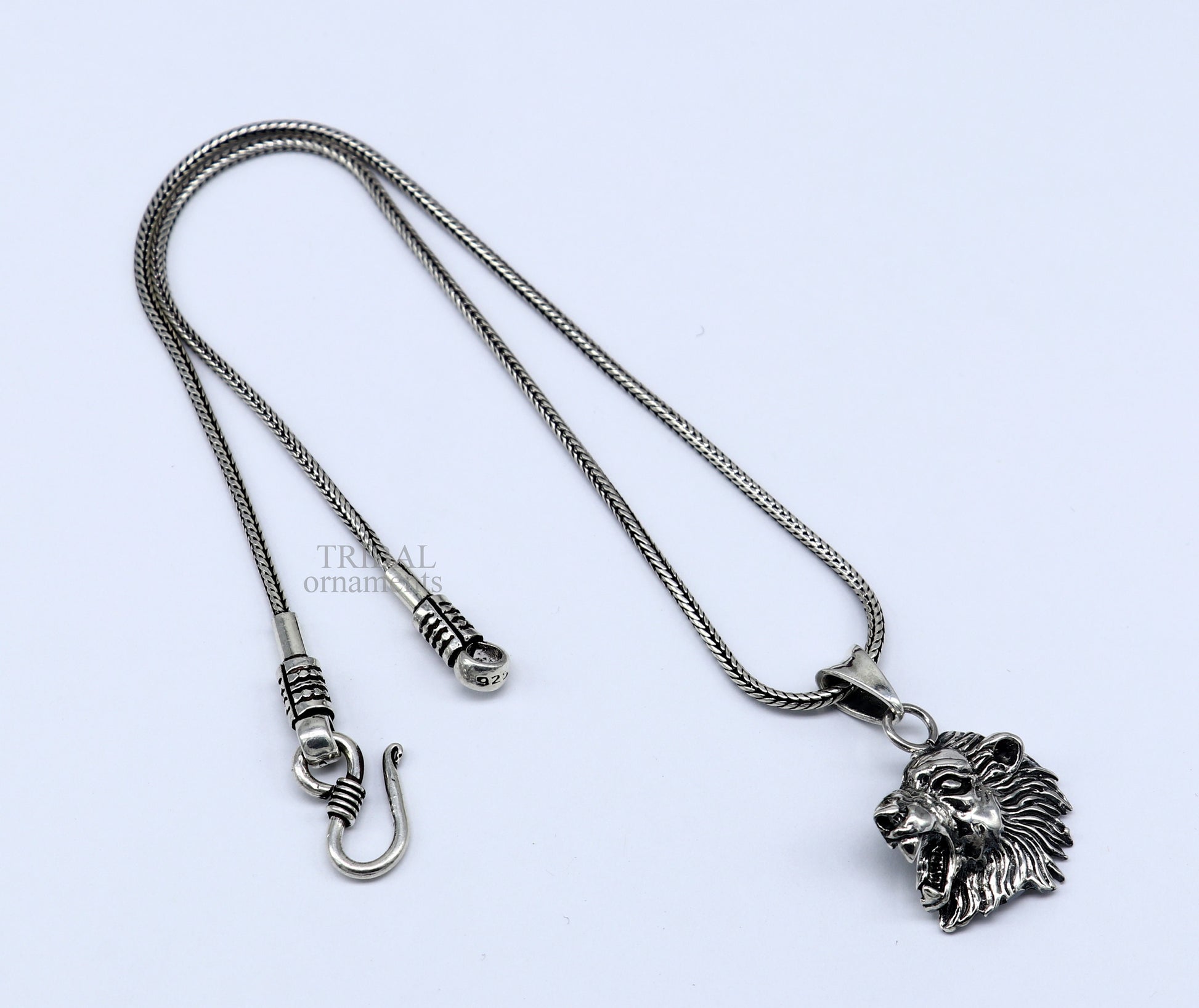 Elegant divine 925 sterling silver handmade lion face design pendant solid pendant, best unisex gifting jewelry from india ssp1573 - TRIBAL ORNAMENTS