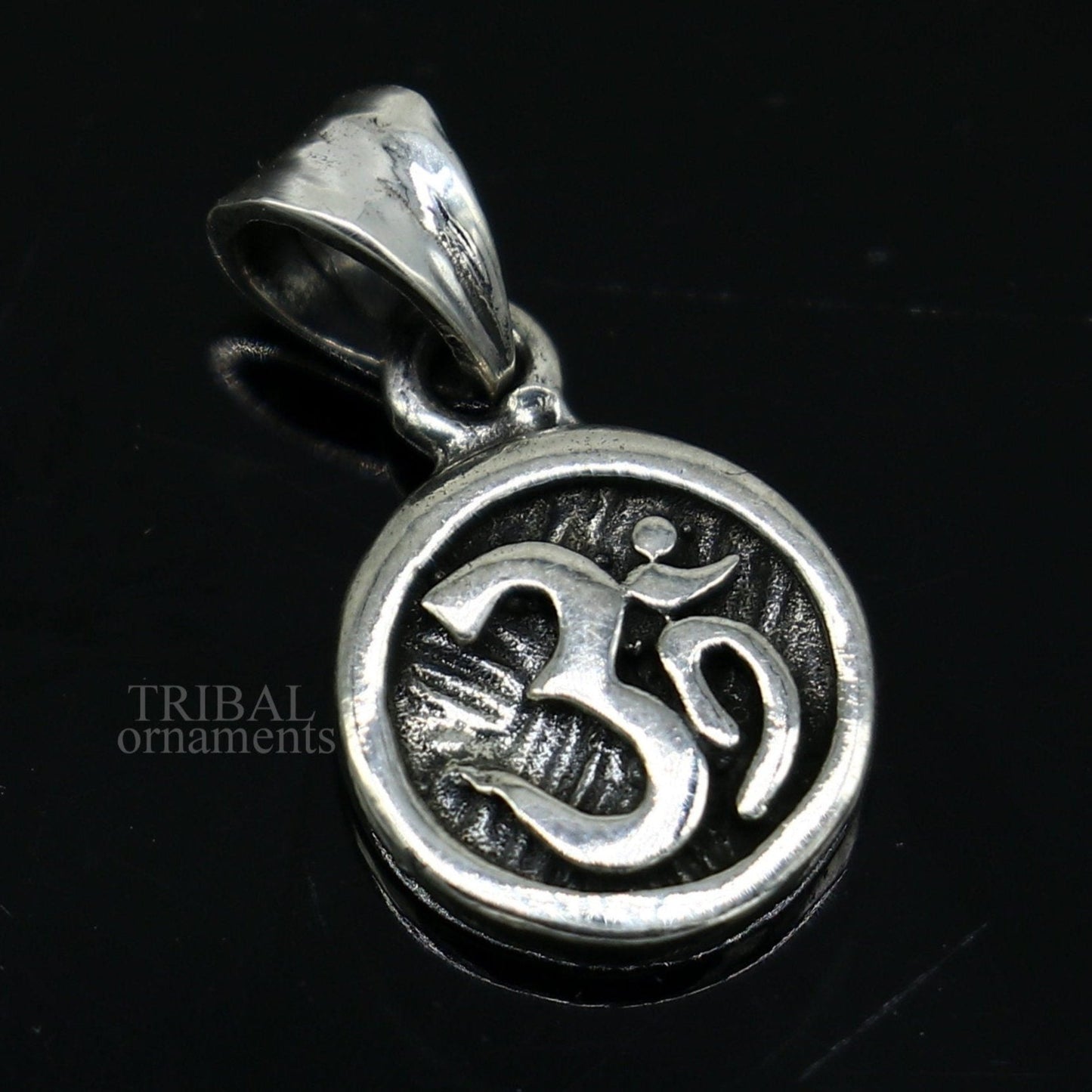 925 sterling silver handmade Divine  'Aum' OM pendant, amazing stylish good luck pendant exclusive jewelry tribal jewelry ssp1694 - TRIBAL ORNAMENTS