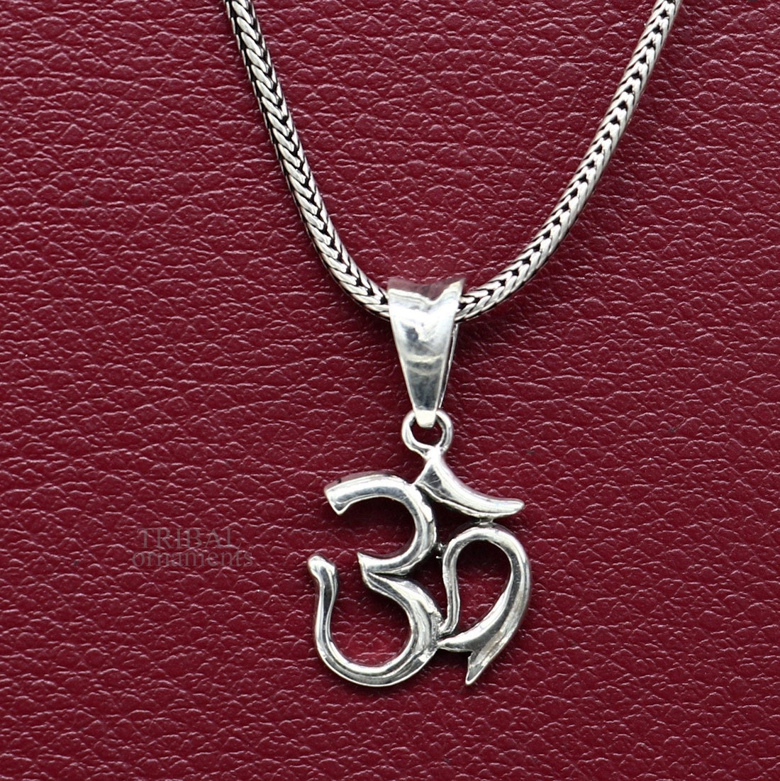 925 sterling silver handmade Hindu mantra 'Aum' OM pendant, amazing stylish unisex pendant personalized jewelry tribal jewelry ssp1585 - TRIBAL ORNAMENTS