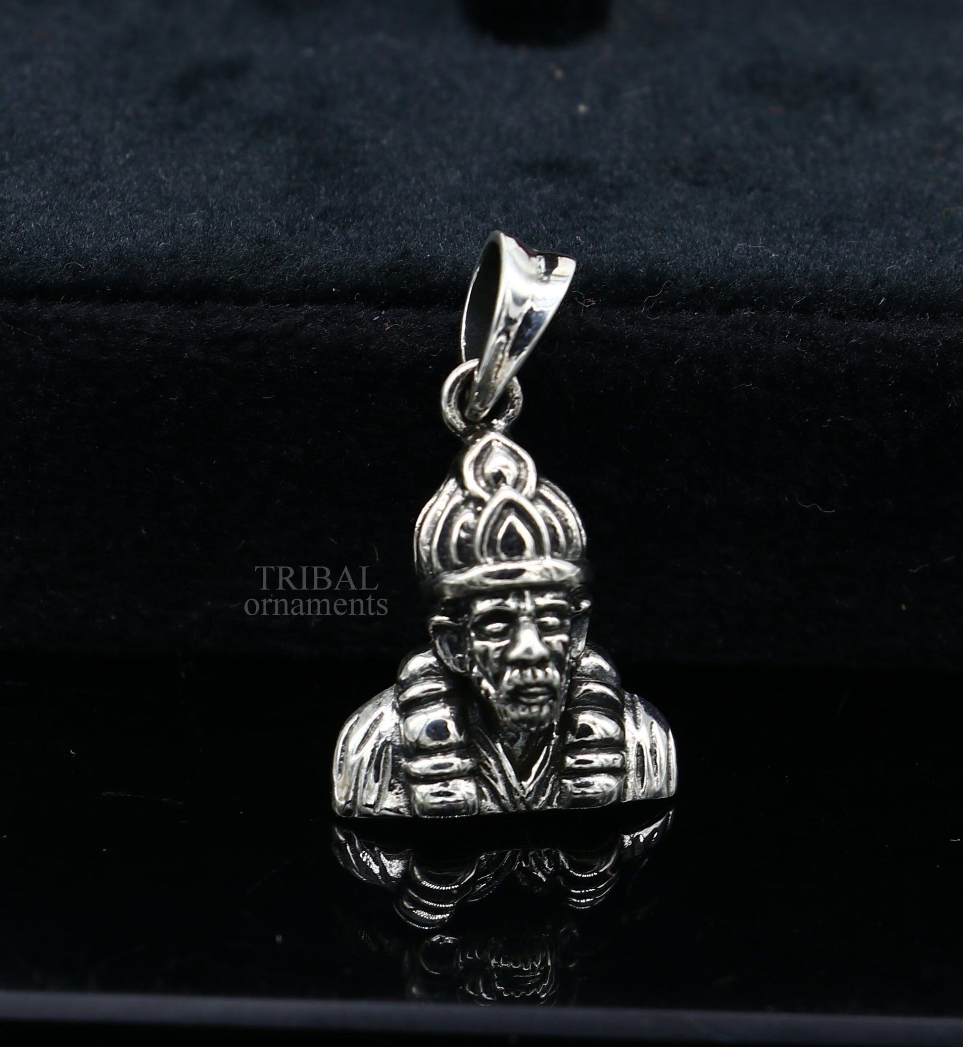 925 sterling silver handmade Indian idol Sai Baba pendant, amazing stylish unisex pendant locket personalized jewelry tribal jewelry ssp1703 - TRIBAL ORNAMENTS