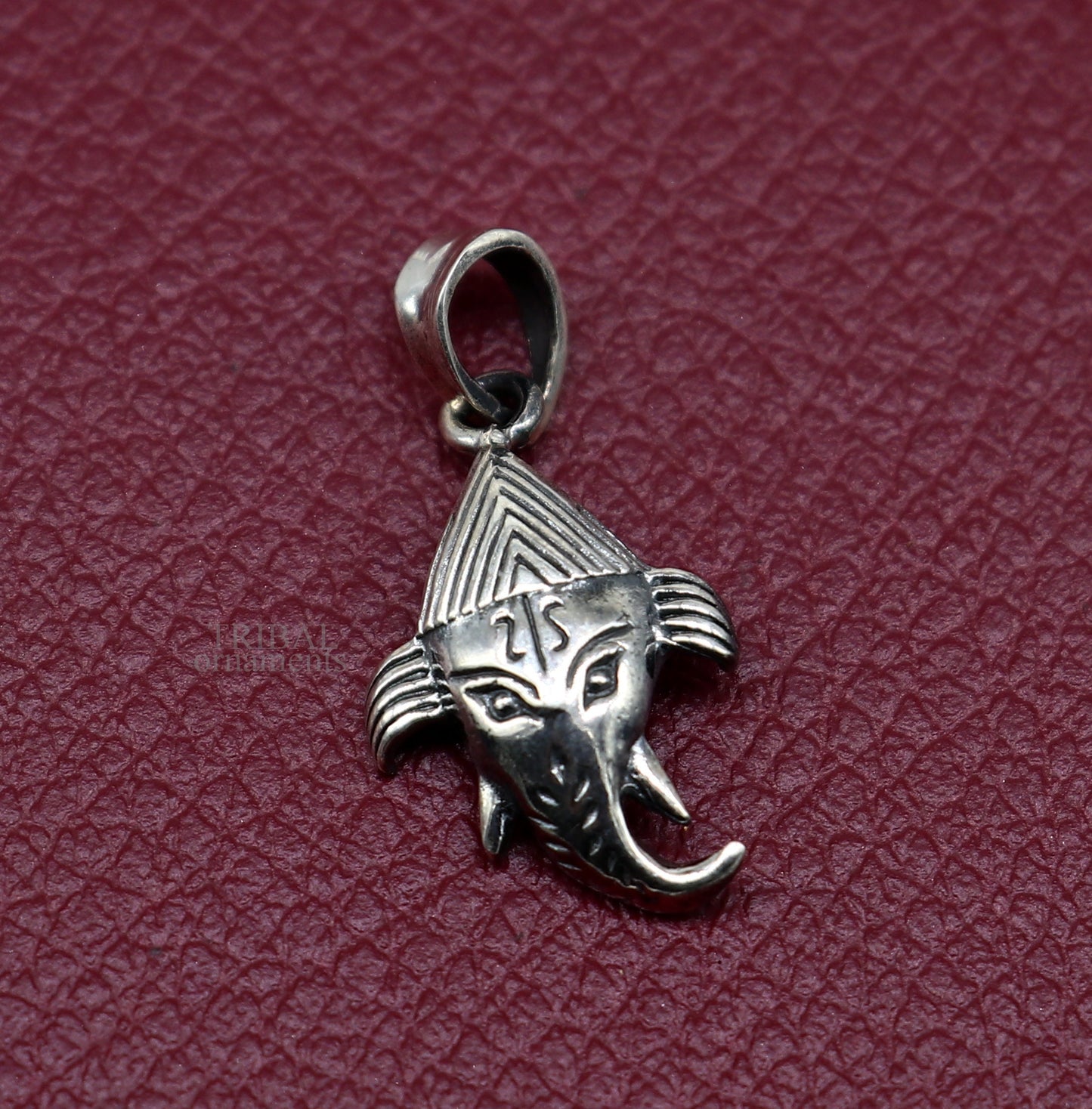 92.5 terling silver Lord Ganesha pendant, excellent unique design stylish unisex personalized gift pendant jewelry ssp1742 - TRIBAL ORNAMENTS