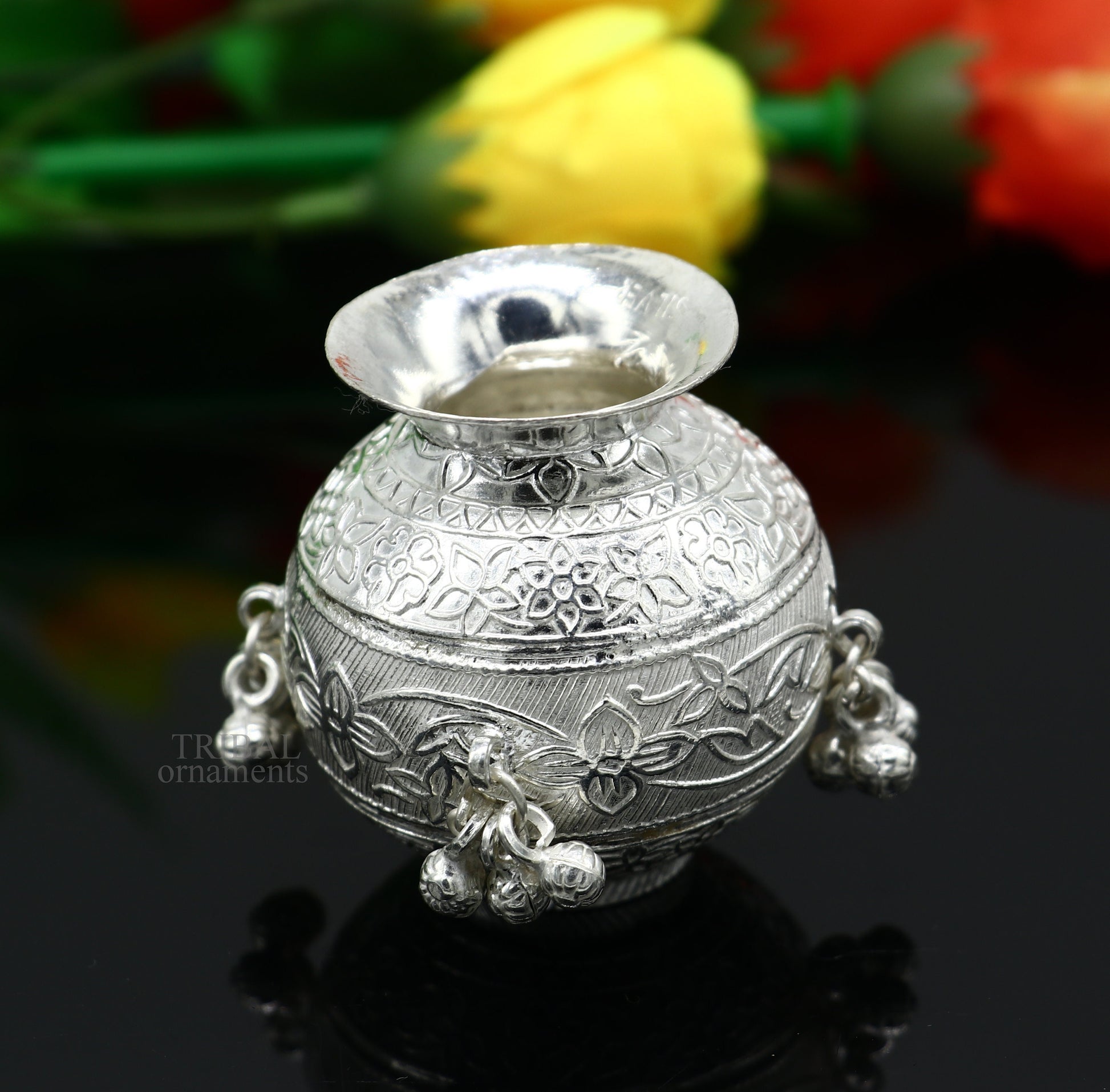 925 sterling silver handmade plain small Kalash or pot, unique special silver puja article, water or milk kalash pot india su703 - TRIBAL ORNAMENTS