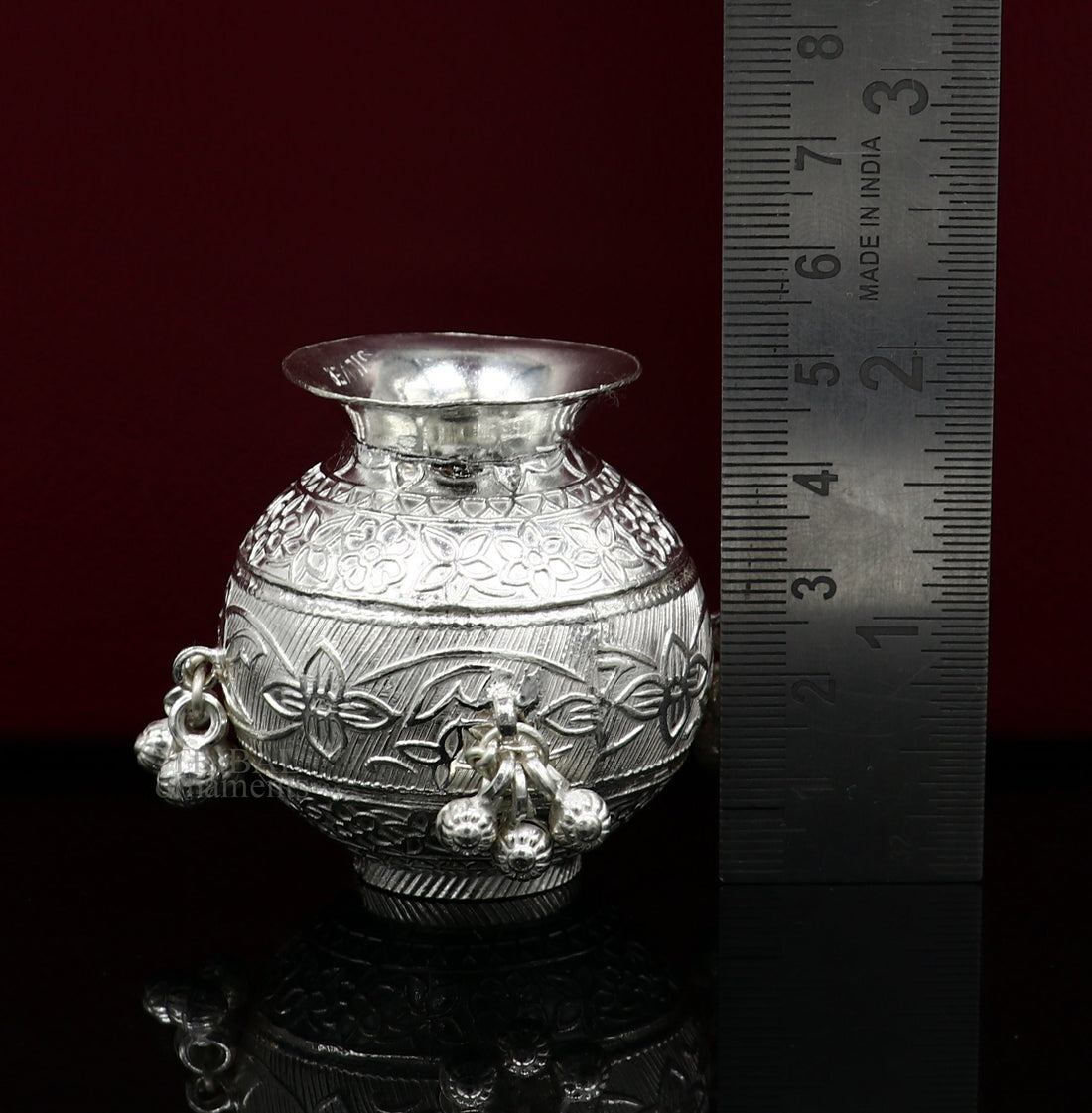 925 sterling silver handmade plain small Kalash or pot, unique special silver puja article, water or milk kalash pot india su703 - TRIBAL ORNAMENTS