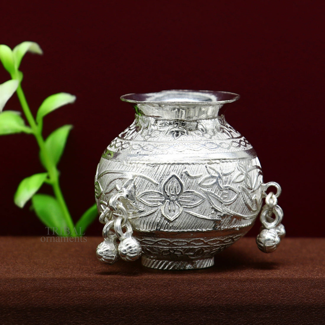 Exclusive 925 sterling silver handmade plain small Kalash or pot, unique special silver puja article, water or milk kalash pot india su704 - TRIBAL ORNAMENTS