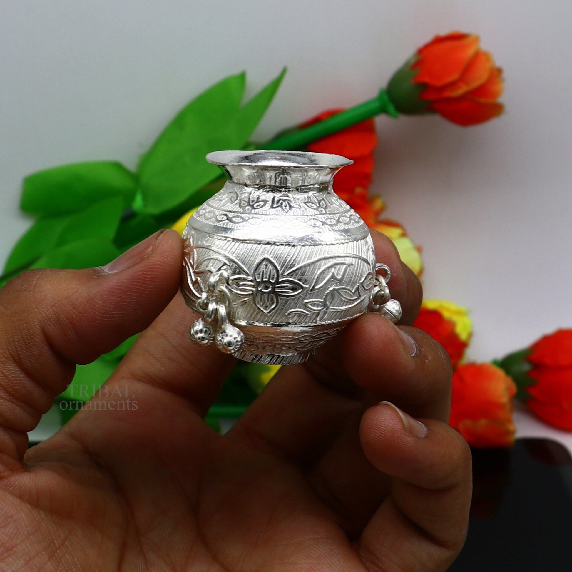 Exclusive 925 sterling silver handmade plain small Kalash or pot, unique special silver puja article, water or milk kalash pot india su704 - TRIBAL ORNAMENTS