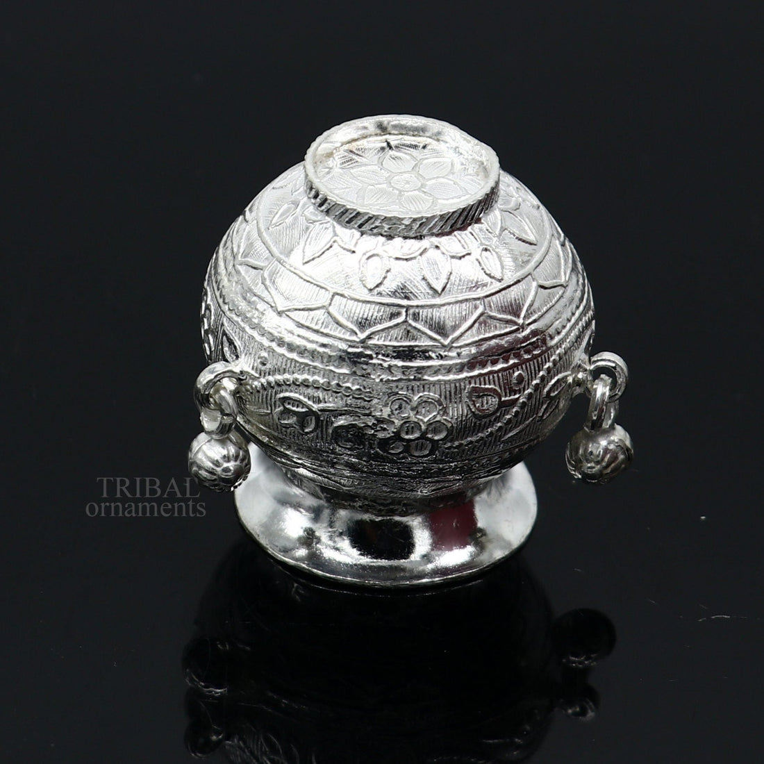 Exclusive 925 sterling silver handmade plain small Kalash or pot, unique special silver puja article, water or milk kalash pot india su705 - TRIBAL ORNAMENTS