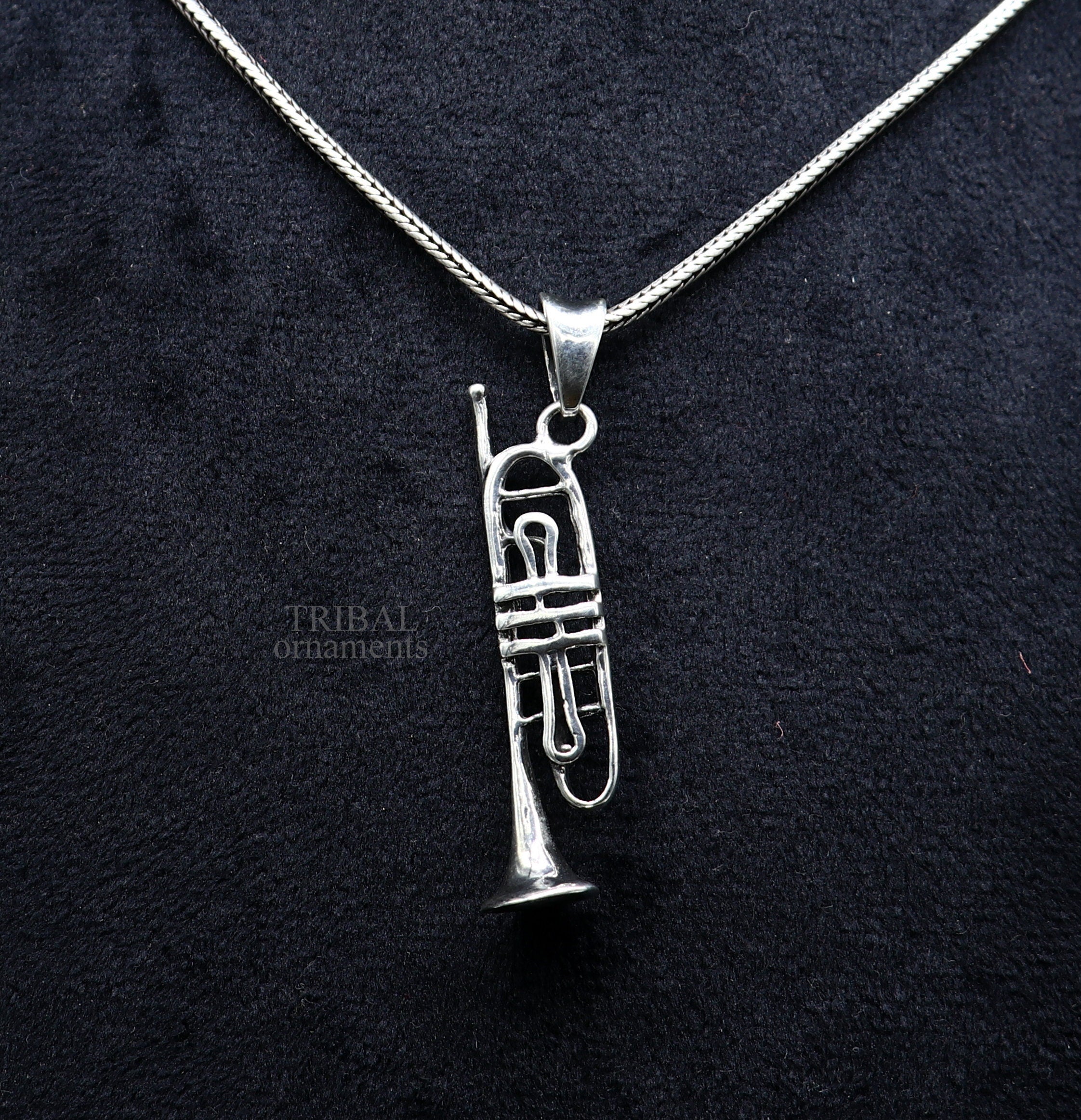 925 sterling silver small trumpet or cornet pendant, amazing musical  instrument pendant for best wishes gift from india ssp1414 | TRIBAL  ORNAMENTS
