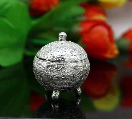 Exclusive 925 sterling silver unique antique design handmade brides eyes kajal box, kumkum sindur box, small trinket box article stb354 - TRIBAL ORNAMENTS