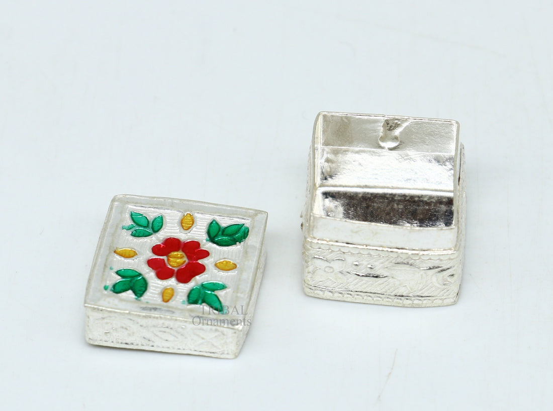 Vintage style 925 sterling silver handmade gorgeous square shape small trinket kajal box, casket box, container box, silver article stb359 - TRIBAL ORNAMENTS