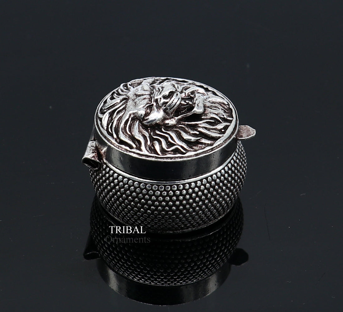 Vintage lion design Sterling silver handmade trinket box, eye kajal box, kumkum box, sindur box, best brides gift stb348 - TRIBAL ORNAMENTS