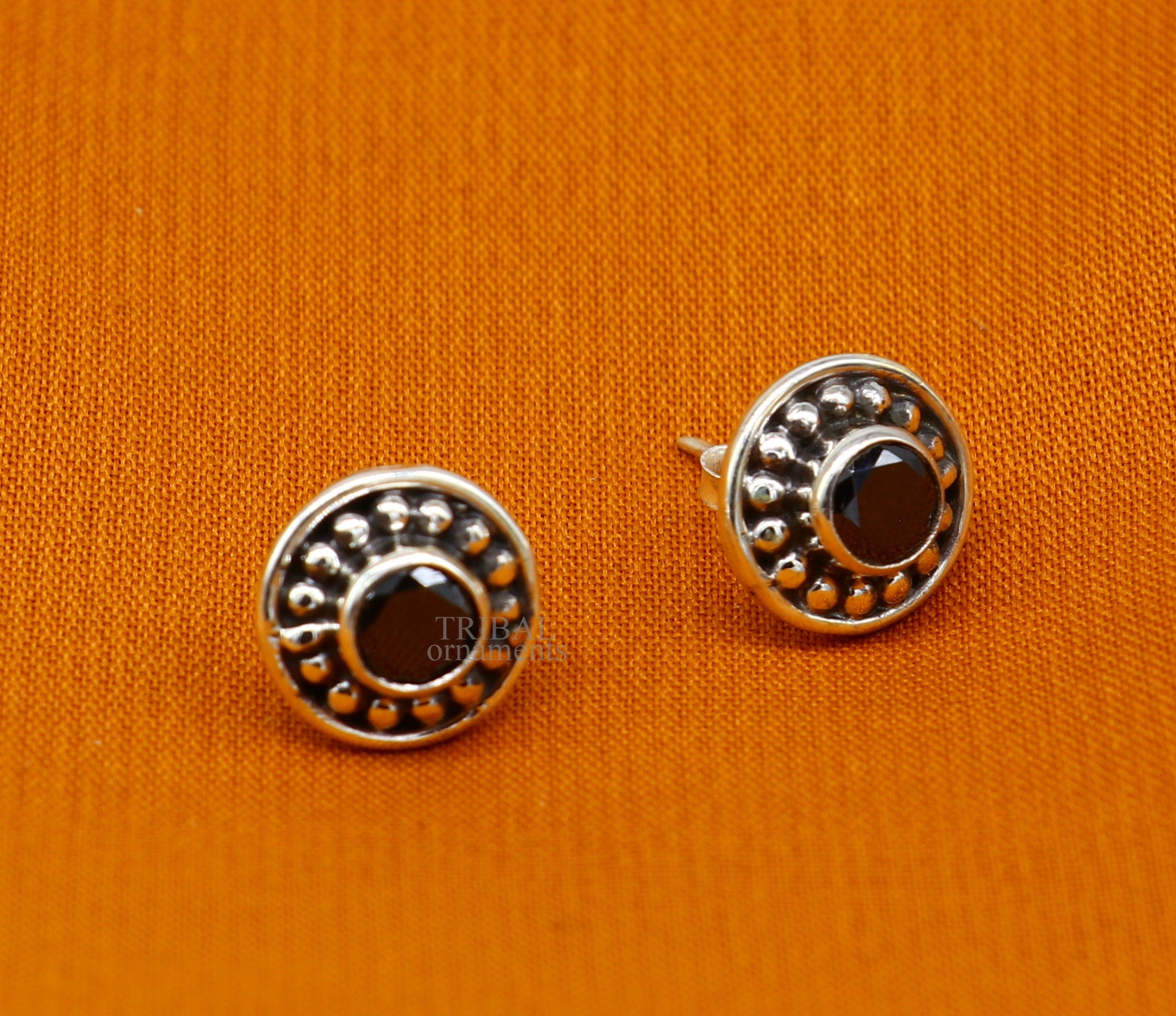 vintage button  earring  handmade