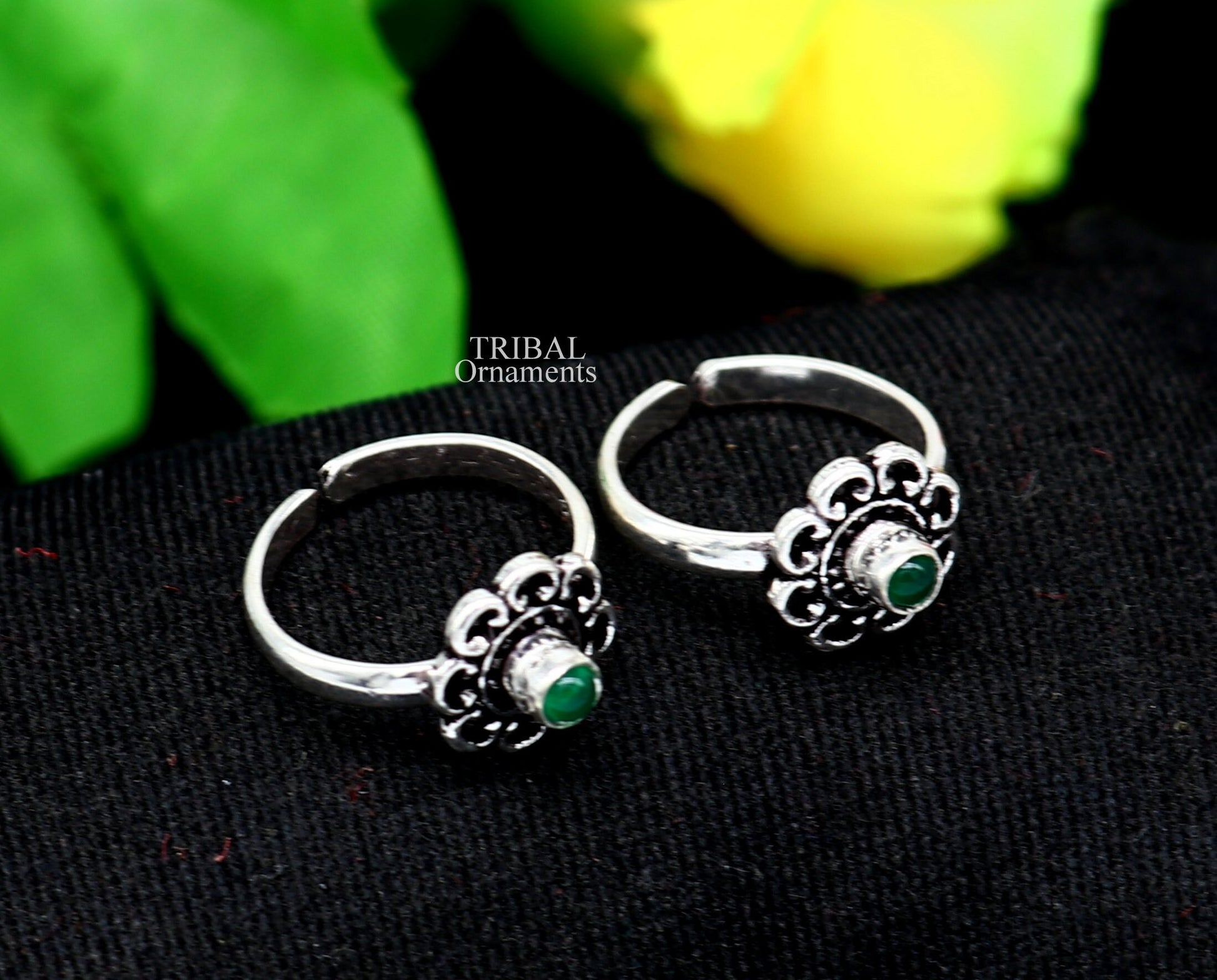 925 sterling silver handmade fabulous tiny toe ring band green stone tribal belly dance vintage style ethnic jewelry from India toer145 - TRIBAL ORNAMENTS