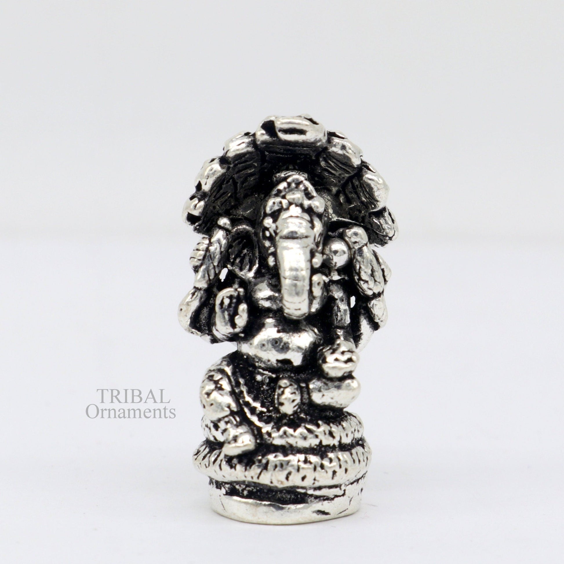 Divine stylish 925 Sterling silver solid small lord Ganesha statue art, best puja figurine for home temple for wealth and prosperity art517 - TRIBAL ORNAMENTS