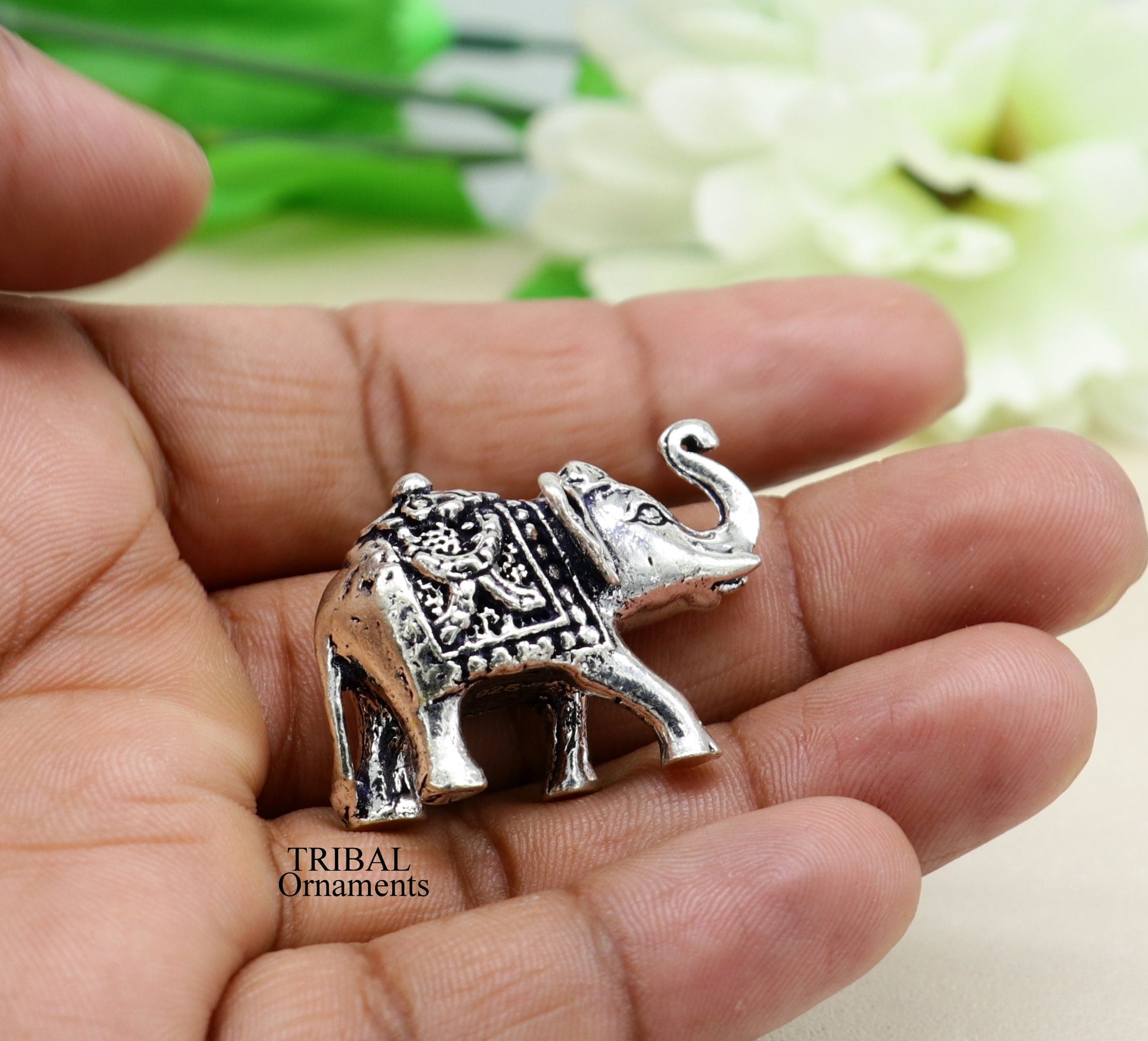 Solid 925 Sterling silver Kandrai work Nakshi design customized Elephant statue, puja article figurine, home décor Diwali puja gift art497 - TRIBAL ORNAMENTS