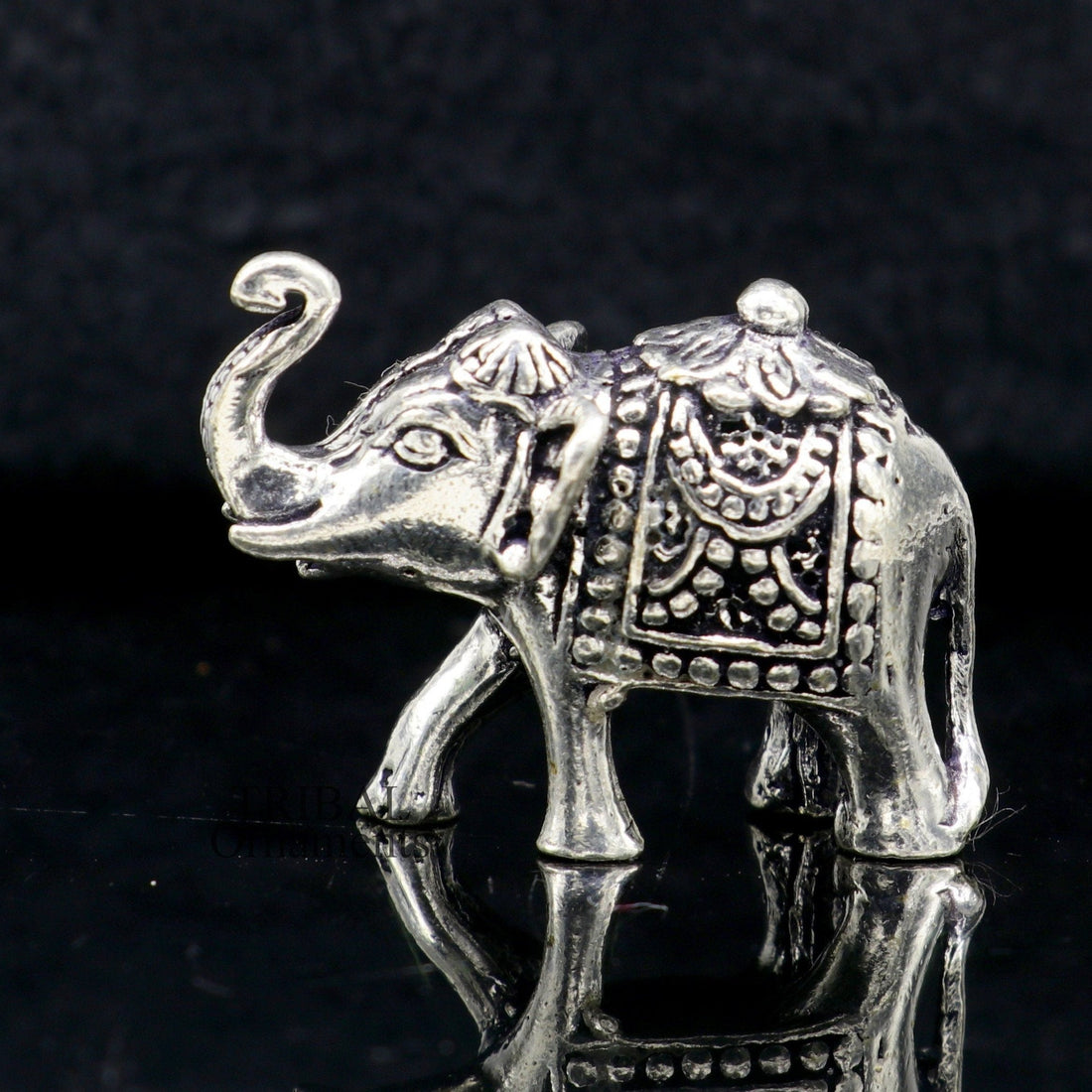 Solid 925 Sterling silver Kandrai work Nakshi design customized Elephant statue, puja article figurine, home décor Diwali puja gift art500 - TRIBAL ORNAMENTS