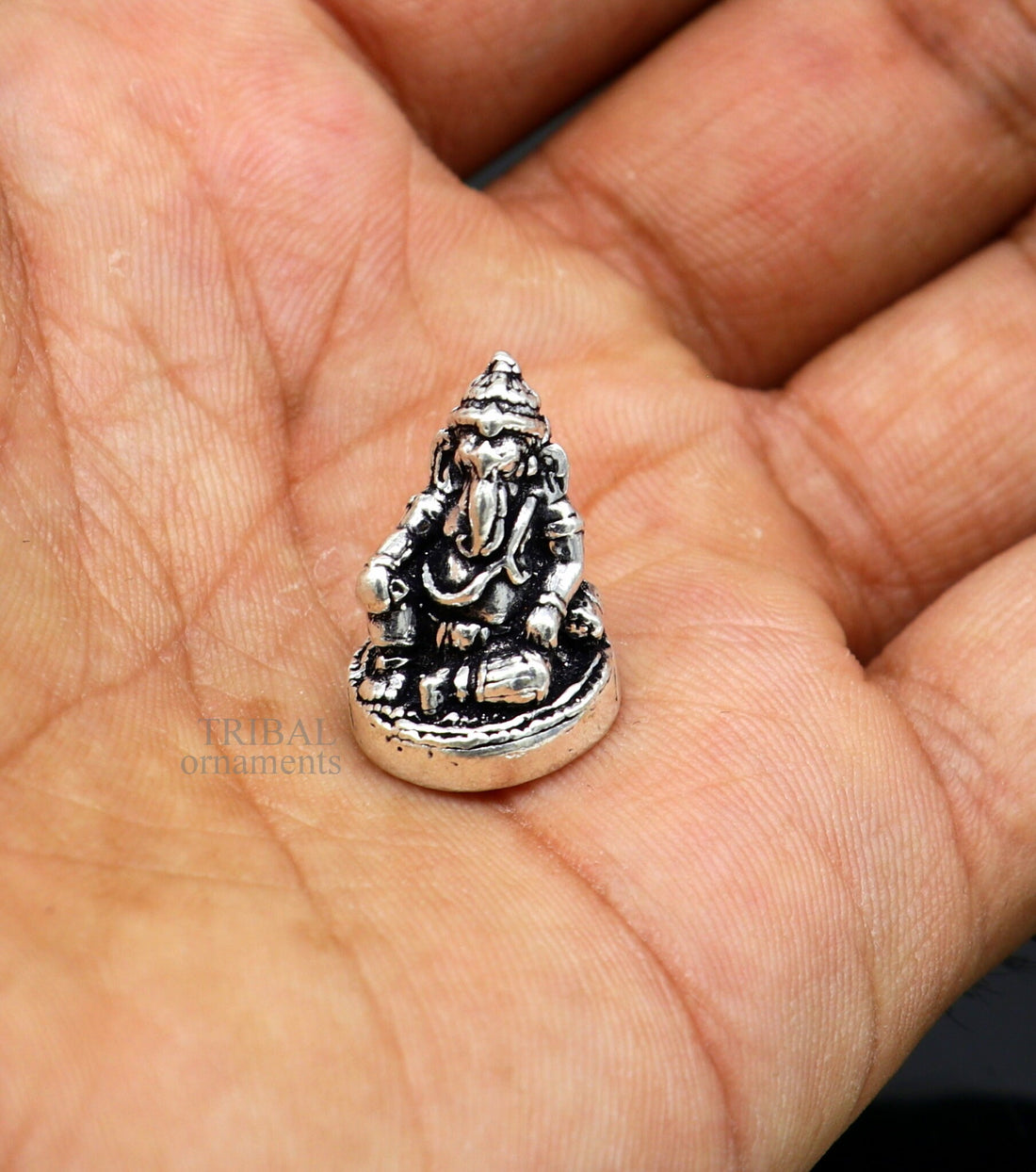 925 Sterling silver solid small Divine lord Ganesha statue art, best puja figurine for home temple for wealth and prosperity art518 - TRIBAL ORNAMENTS