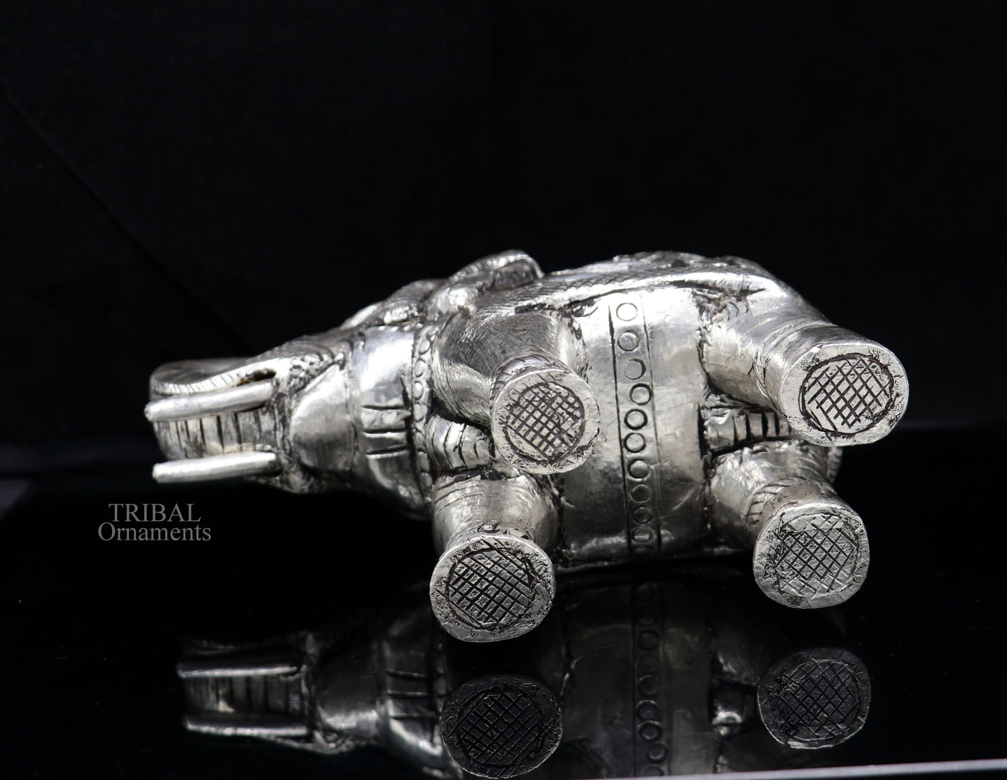 4" 999 fine silver Nakshi work design wooden base upper trunk Elephant statue, puja article figurine, home wealth and prosperity art530 - TRIBAL ORNAMENTS