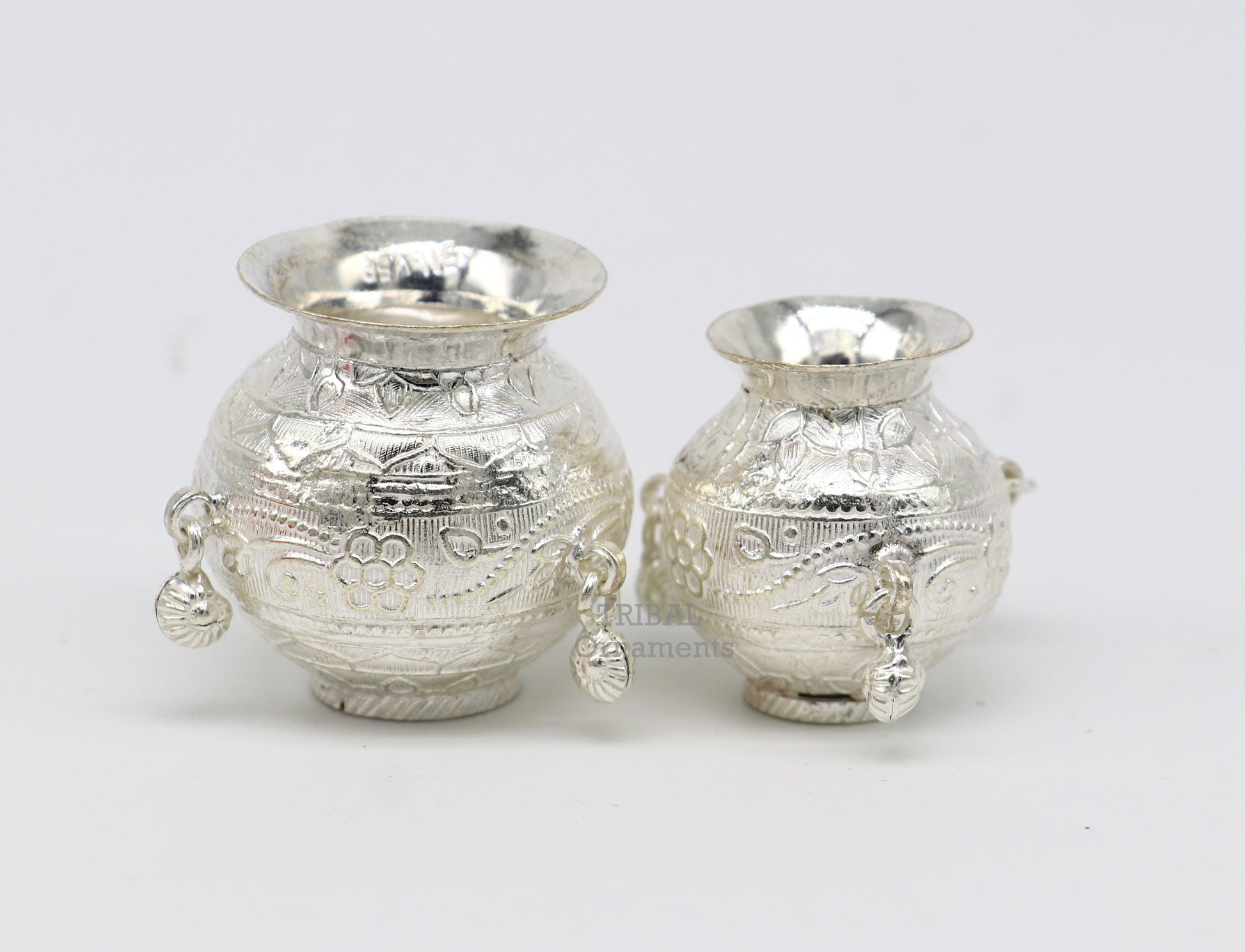 Pure 925 sterling silver handmade plain small Kalash or pot, unique special silver puja article, water or milk kalash pot india su760 - TRIBAL ORNAMENTS