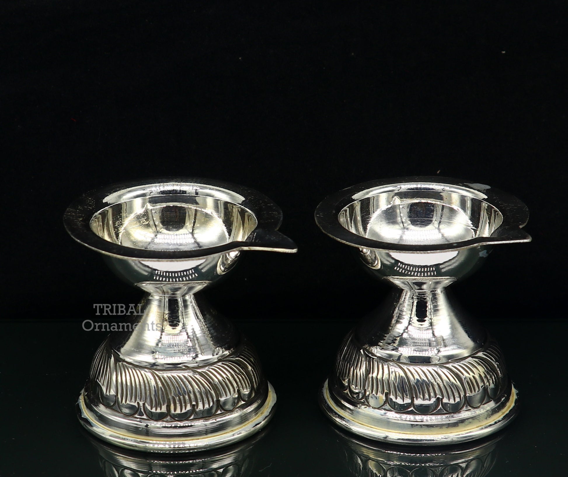 925 sterling silver customized chitai work kandrai work design oil lamp, silver Deepak, silver temple article, puja utensils art su766 - TRIBAL ORNAMENTS