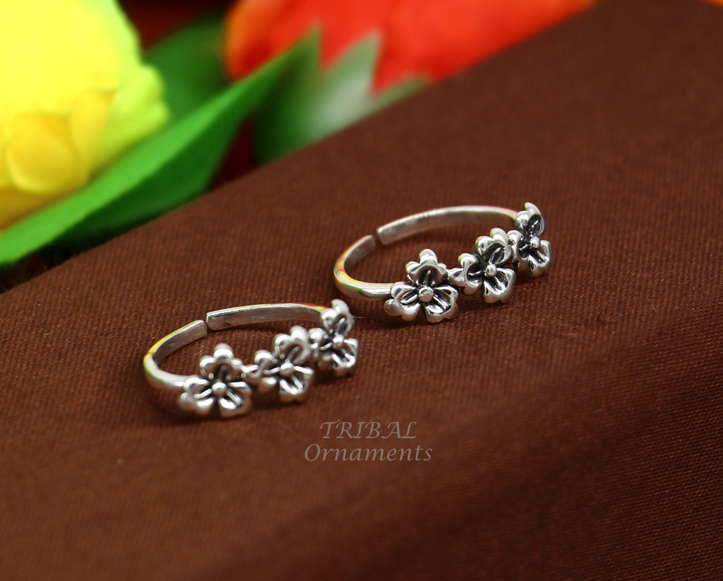 925 sterling silver uniquely handcrafted flower style oxidized toe rings. best brides wedding jewelry tribal jewelry ytr16 - TRIBAL ORNAMENTS