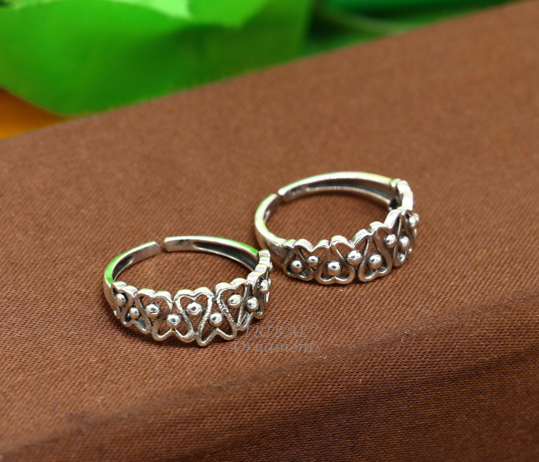 925 sterling silver uniquely handcrafted flower style oxidized toe rings. best brides wedding jewelry tribal jewelry ytr17 - TRIBAL ORNAMENTS