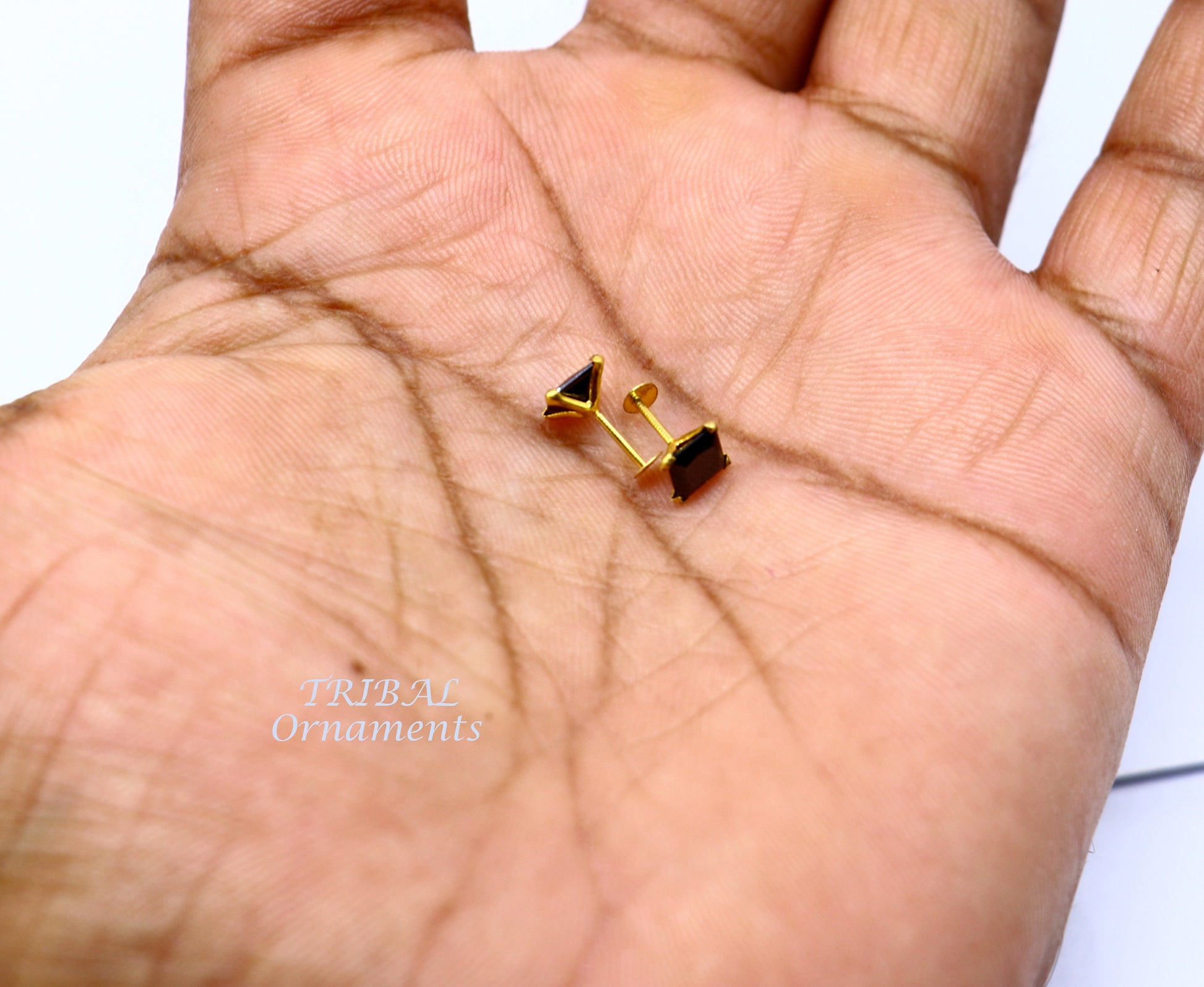 5mm 18kt yellow gold handmade single black stone back screw stud earring cartilage customized unisex jewelry er140 - TRIBAL ORNAMENTS