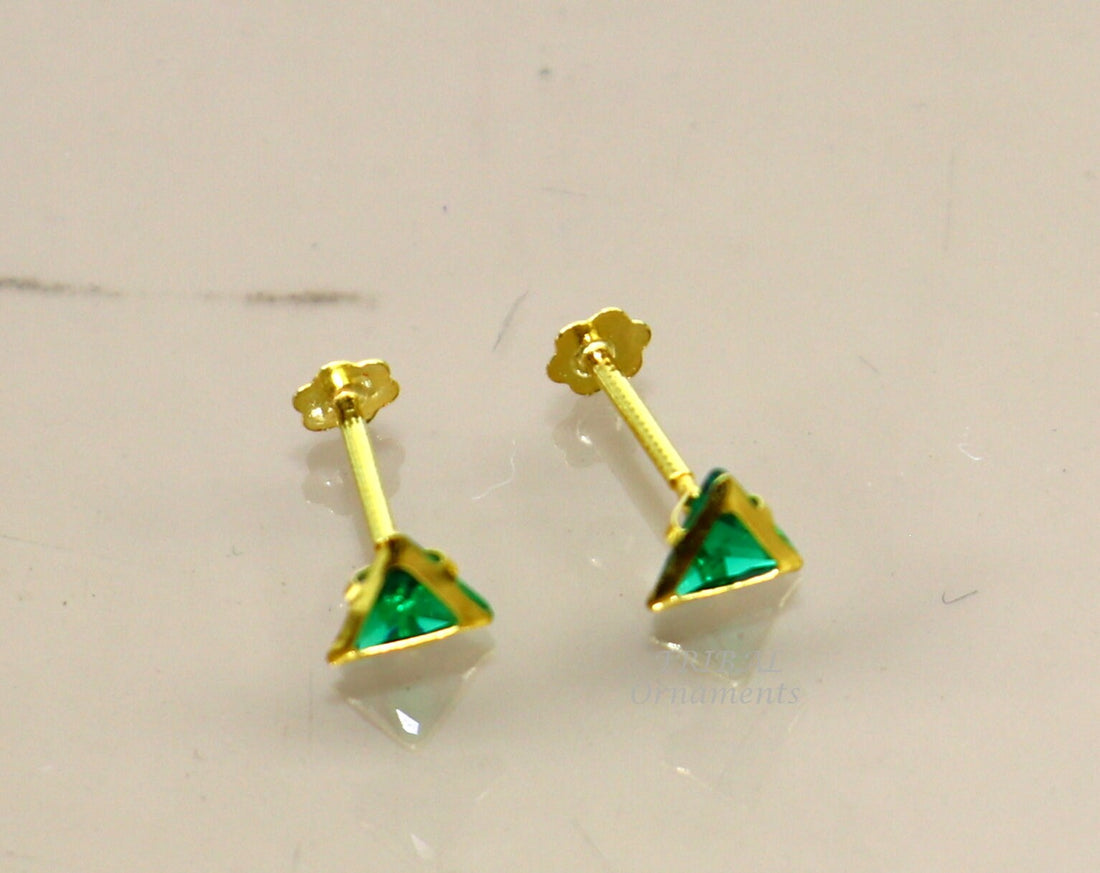 4mm 18kt yellow gold handmade single green stone Triangle shape stud earring cartilage earring customized unisex screw back jewelry er151 - TRIBAL ORNAMENTS