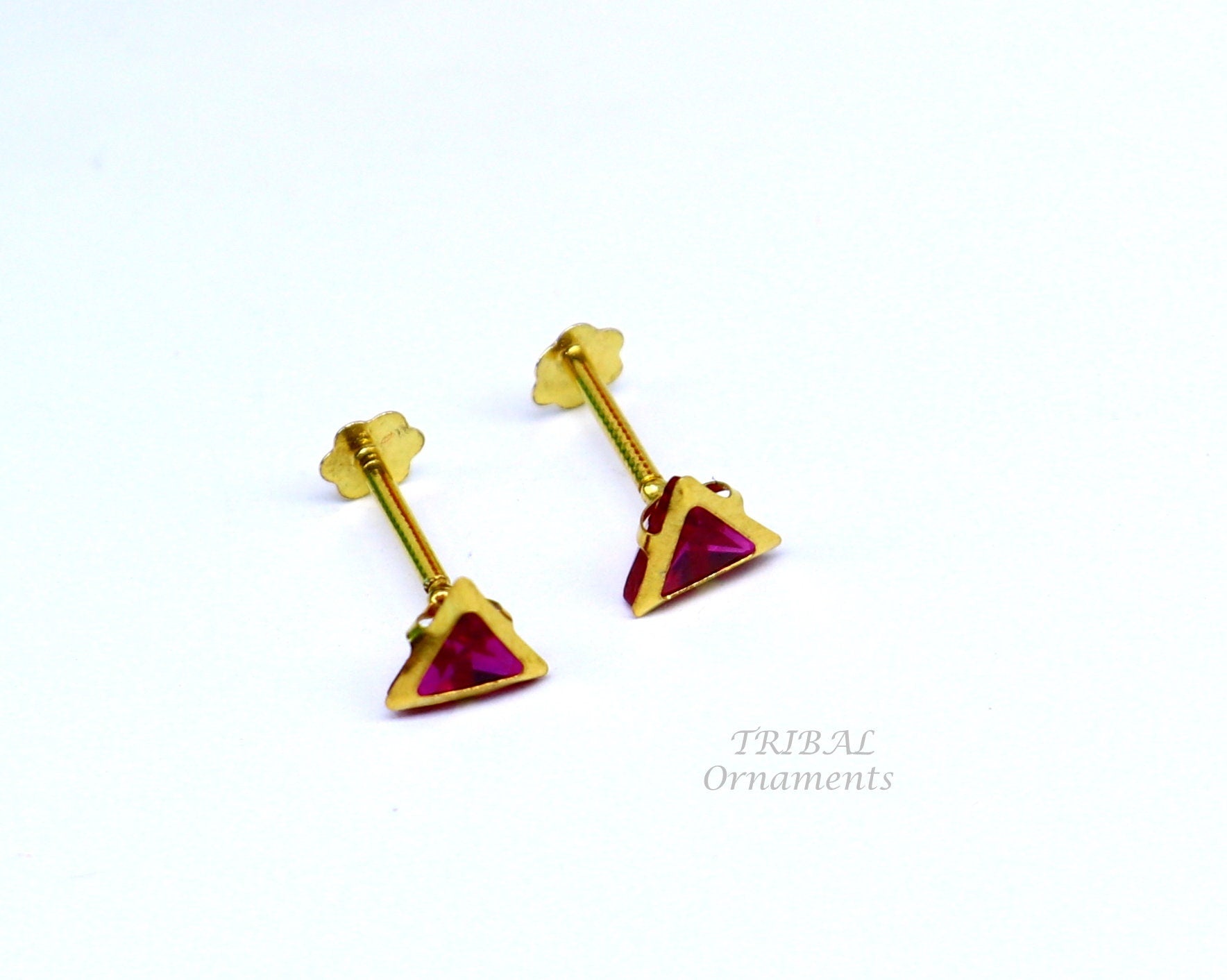 4mm 18kt yellow gold handmade single red stone Triangle shape stud earring cartilage earring customized unisex screw back jewelry er152 - TRIBAL ORNAMENTS