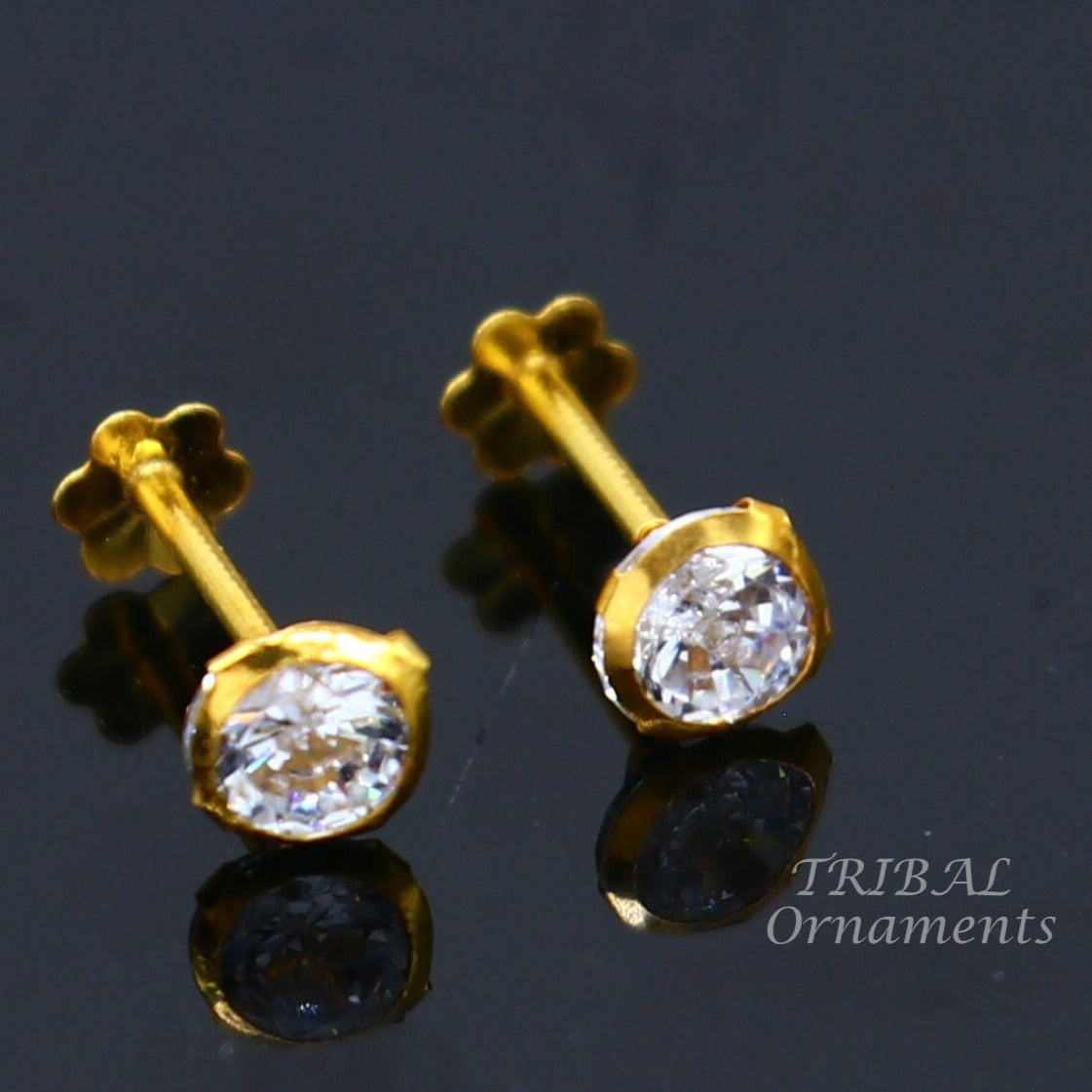 Single Stone Bezel Set White Topaz Earrings In 14 Karat Yellow Gold | Amy  Gambill Designs | Wolf & Badger