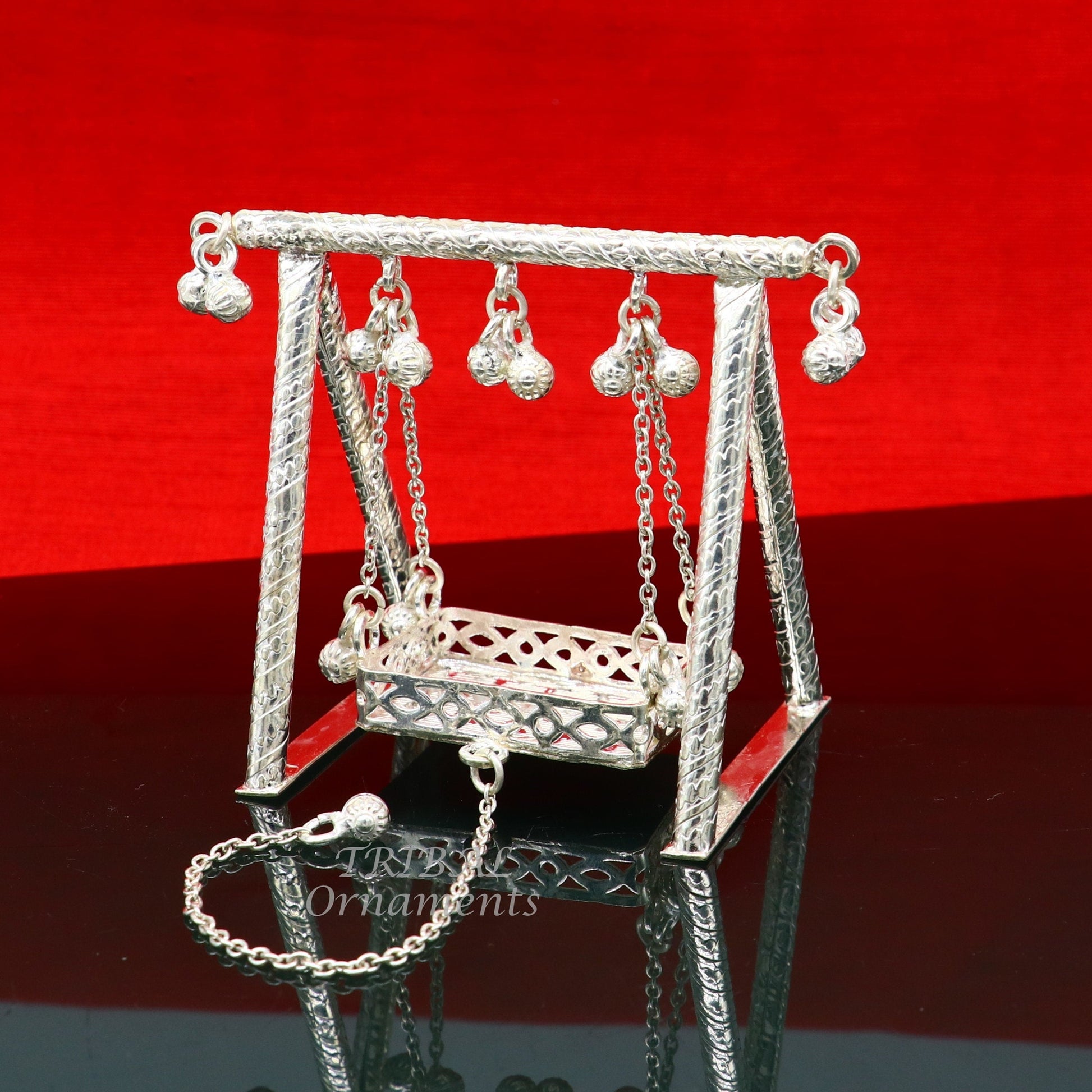 Handcrafted Sterling silver Laddu Gopala jhula, Radha Krishna swing, krishan palana, silver jhula, laddu gopal swing, silver art su823 - TRIBAL ORNAMENTS