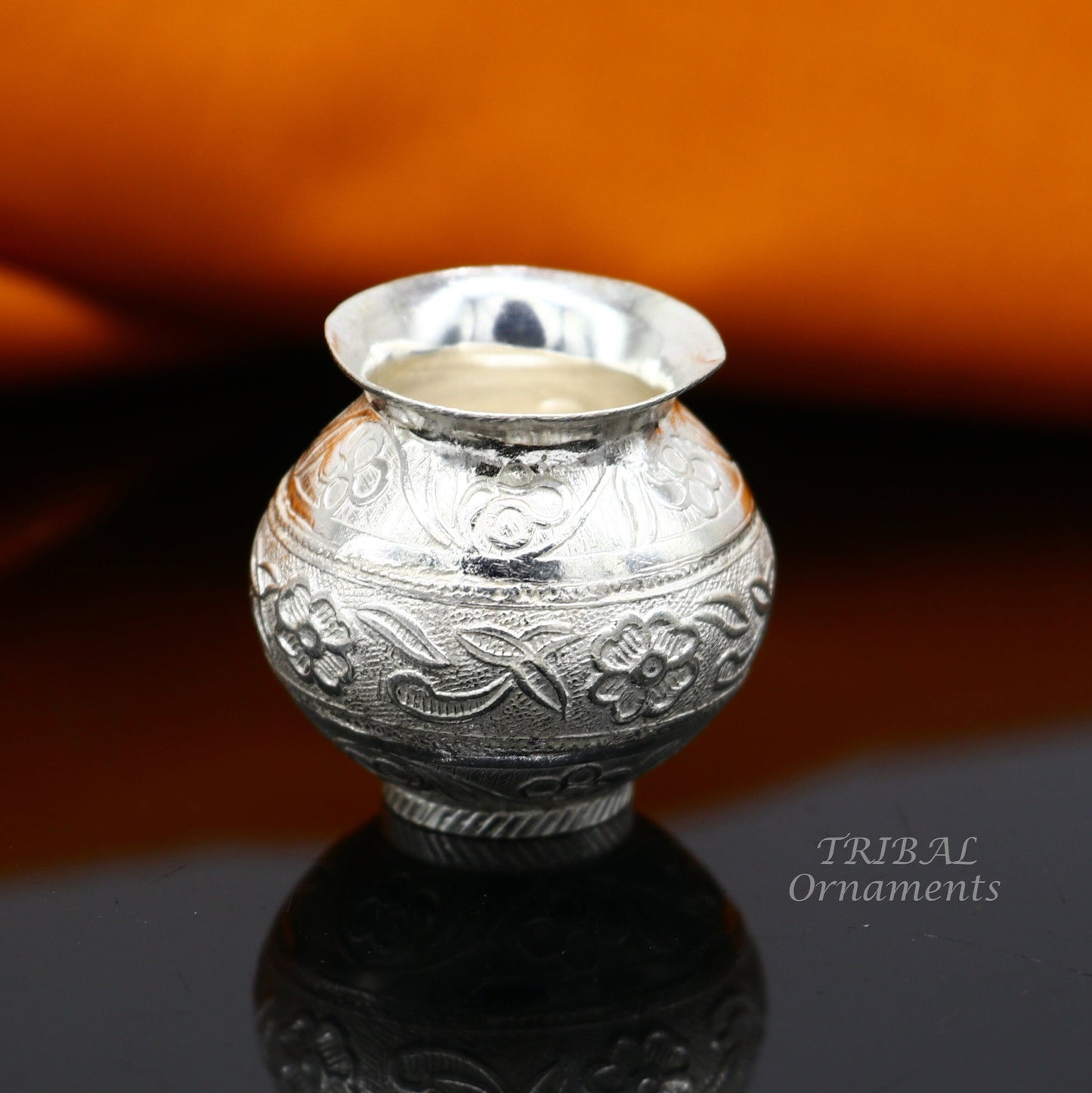 Pure 925 sterling silver handmade plain small Kalash or pot, unique special silver puja article, water or milk kalash pot india su825 - TRIBAL ORNAMENTS